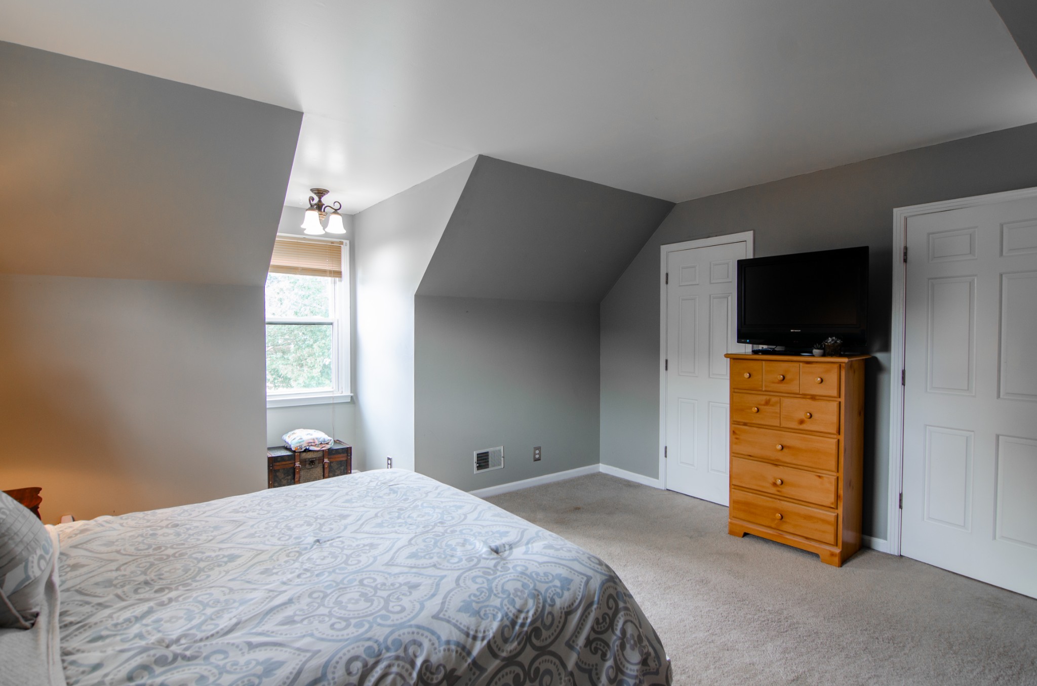 3057 Williamsburg Rd Property Photo 12