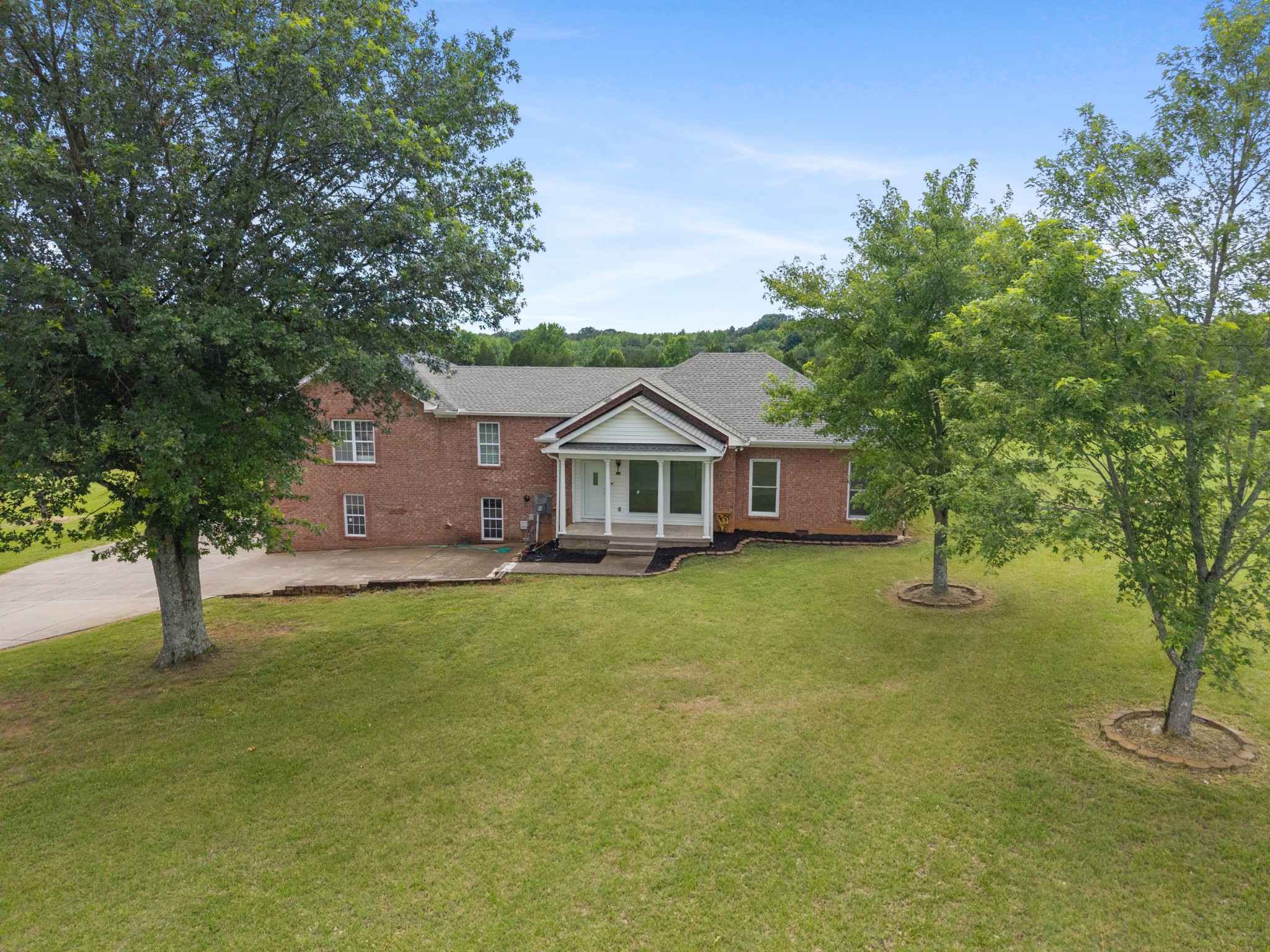 4602 Washington Rd Property Photo 1