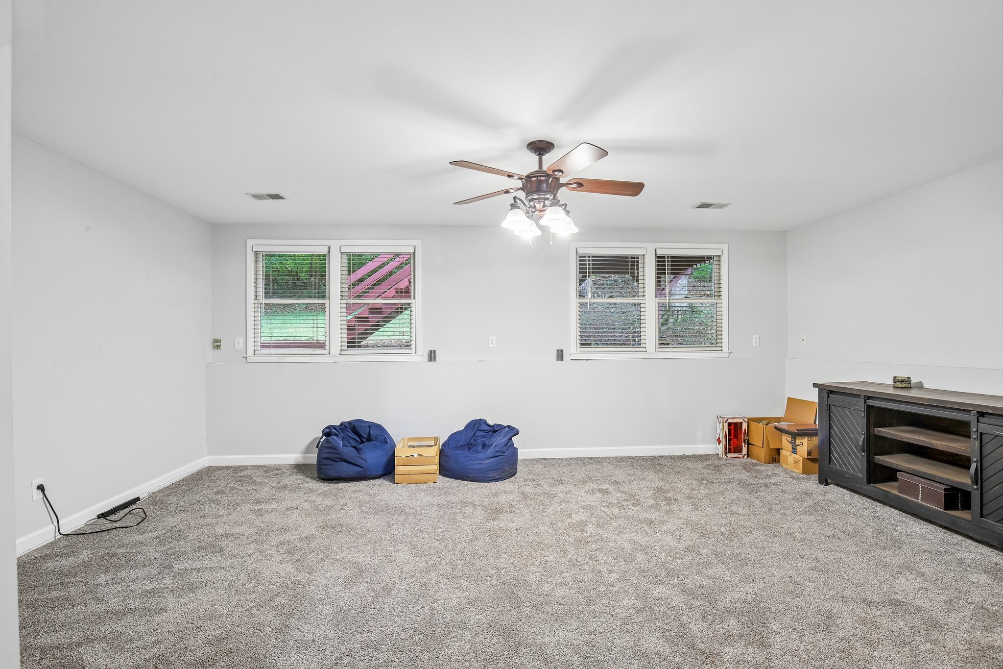 409 Sunset Ct Property Photo 40