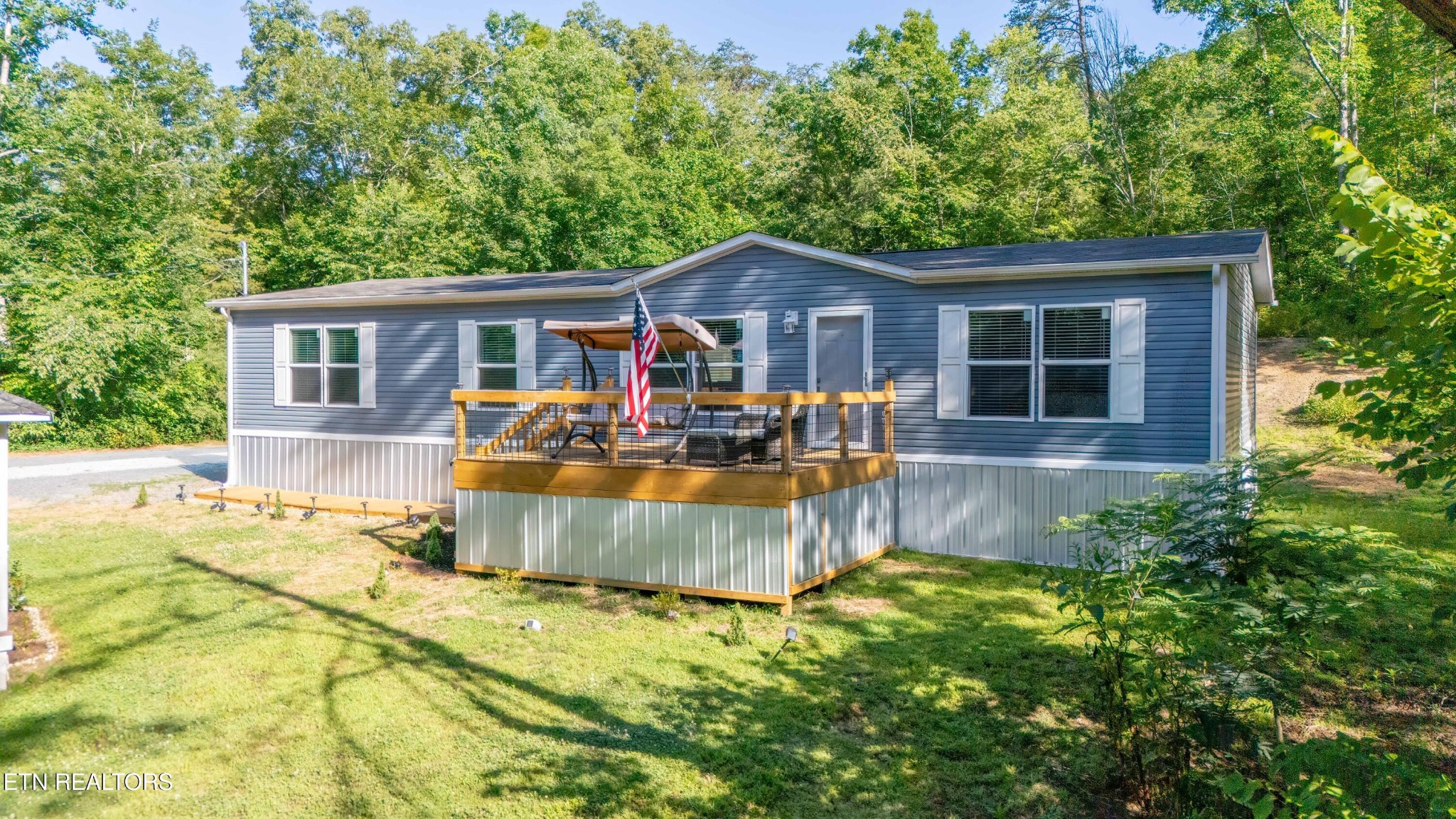 409 Bull Run Rd Property Photo 1