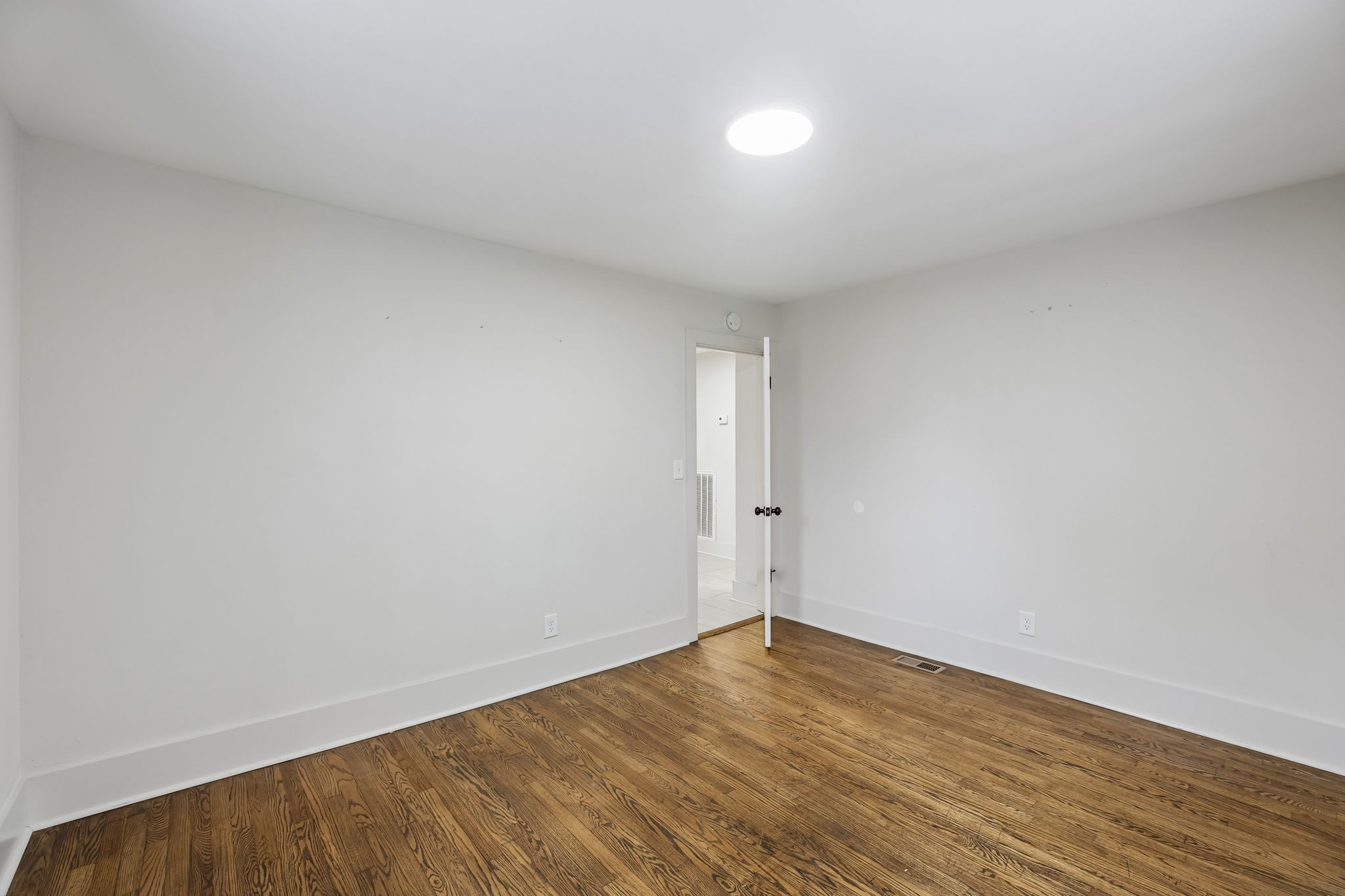 810 W Lincoln St Property Photo 30