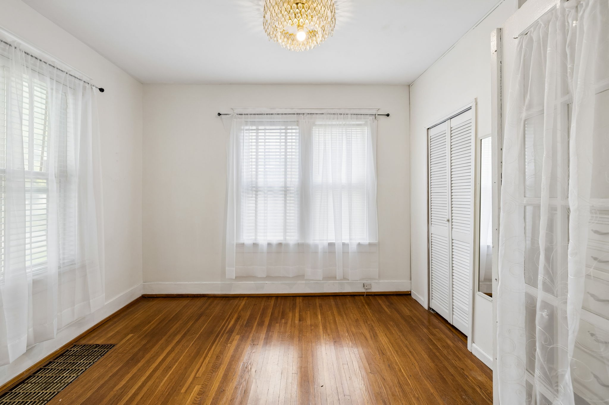 1706 Villa Pl Property Photo 20
