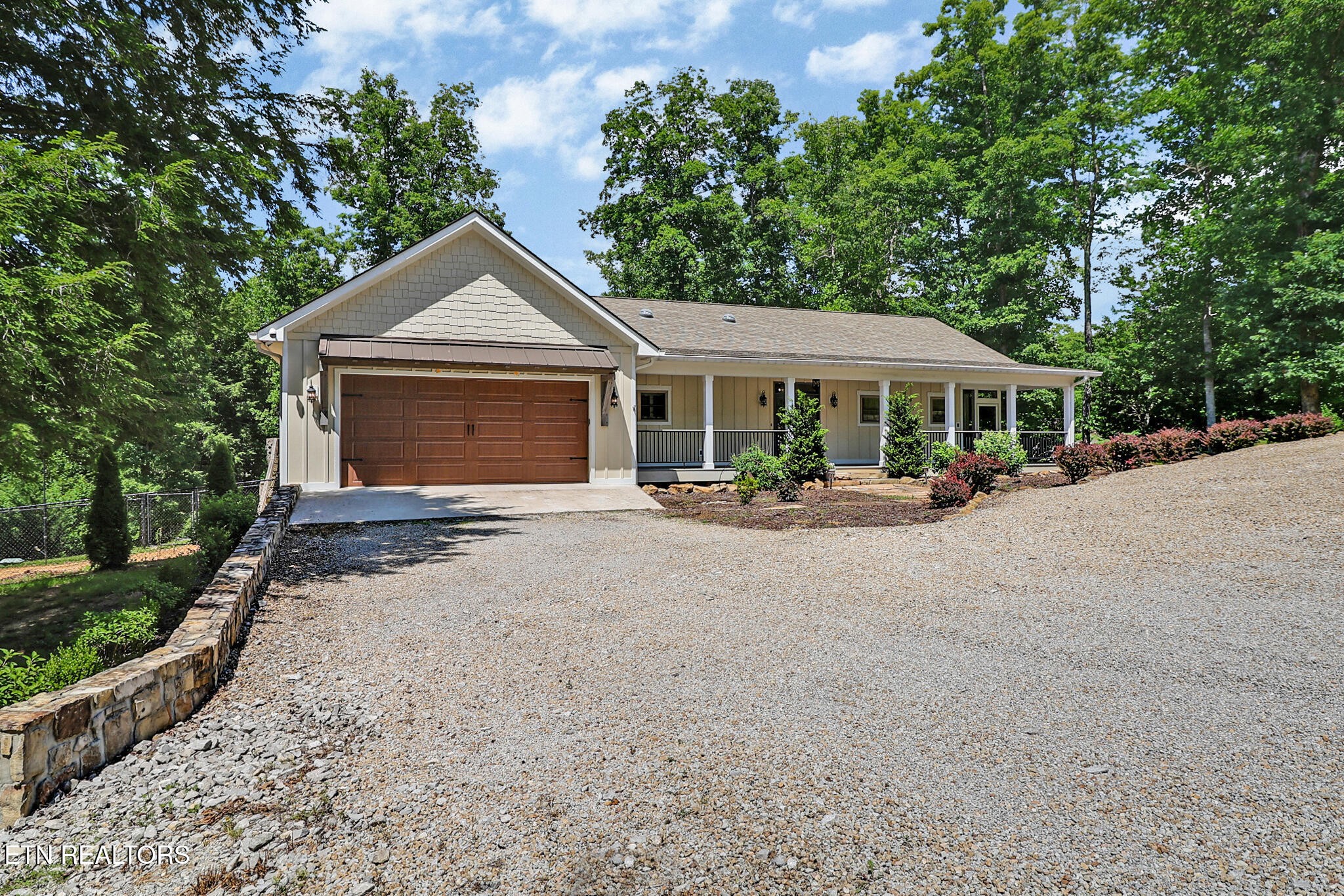 292 Crouch Branch Lane Property Photo 1