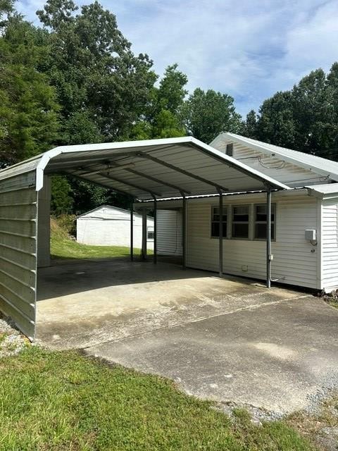 232 Natchez Trace Rd Property Photo 6