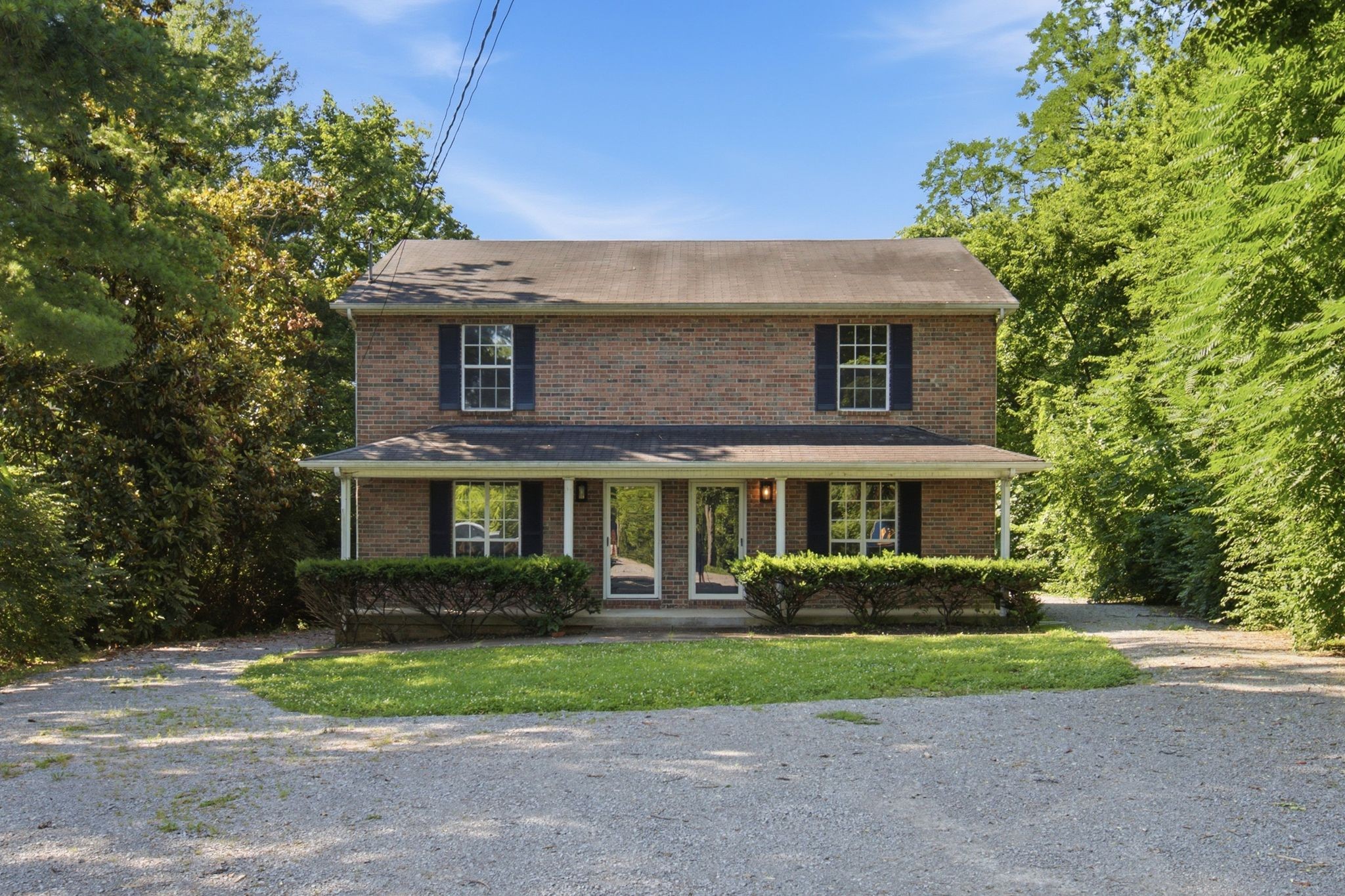 379 Wales Drive Property Photo 1