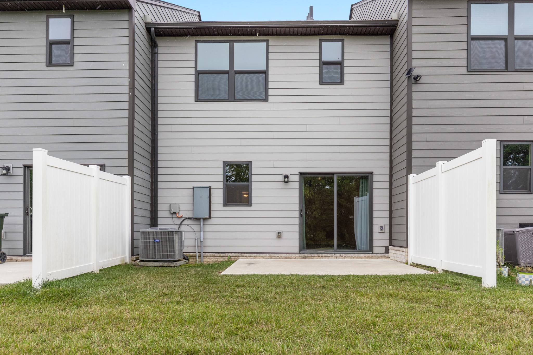 1177 Riverbrook Dr Property Photo 16