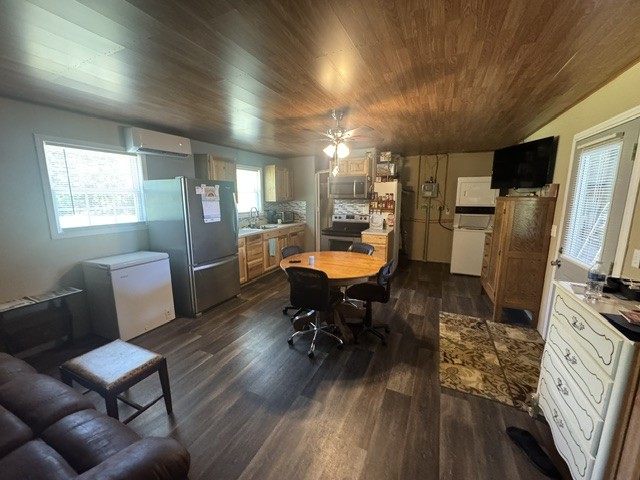 479 Horseshoe Bend Rd Property Photo 18