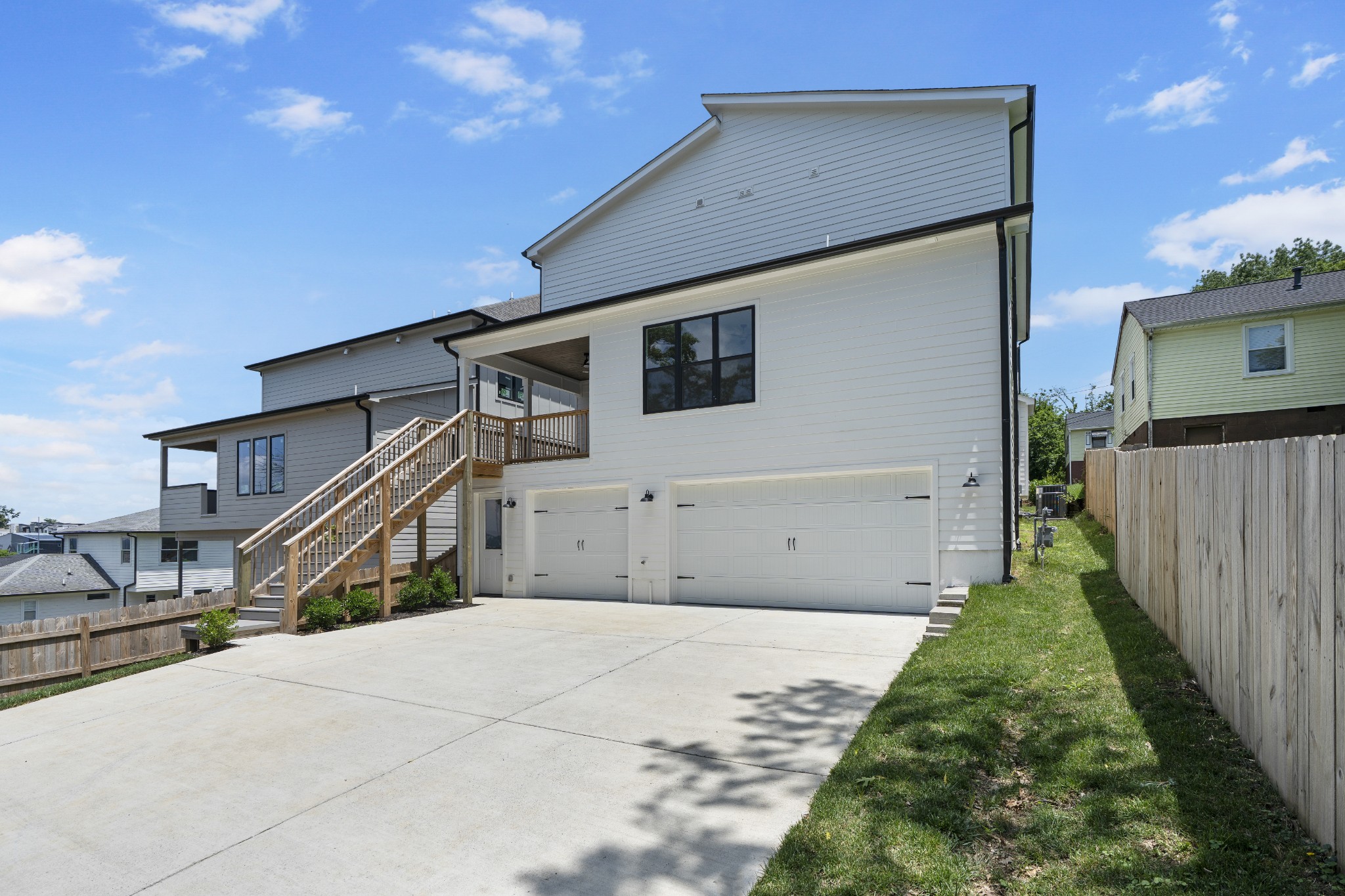 341 Chamberlin St Property Photo 48