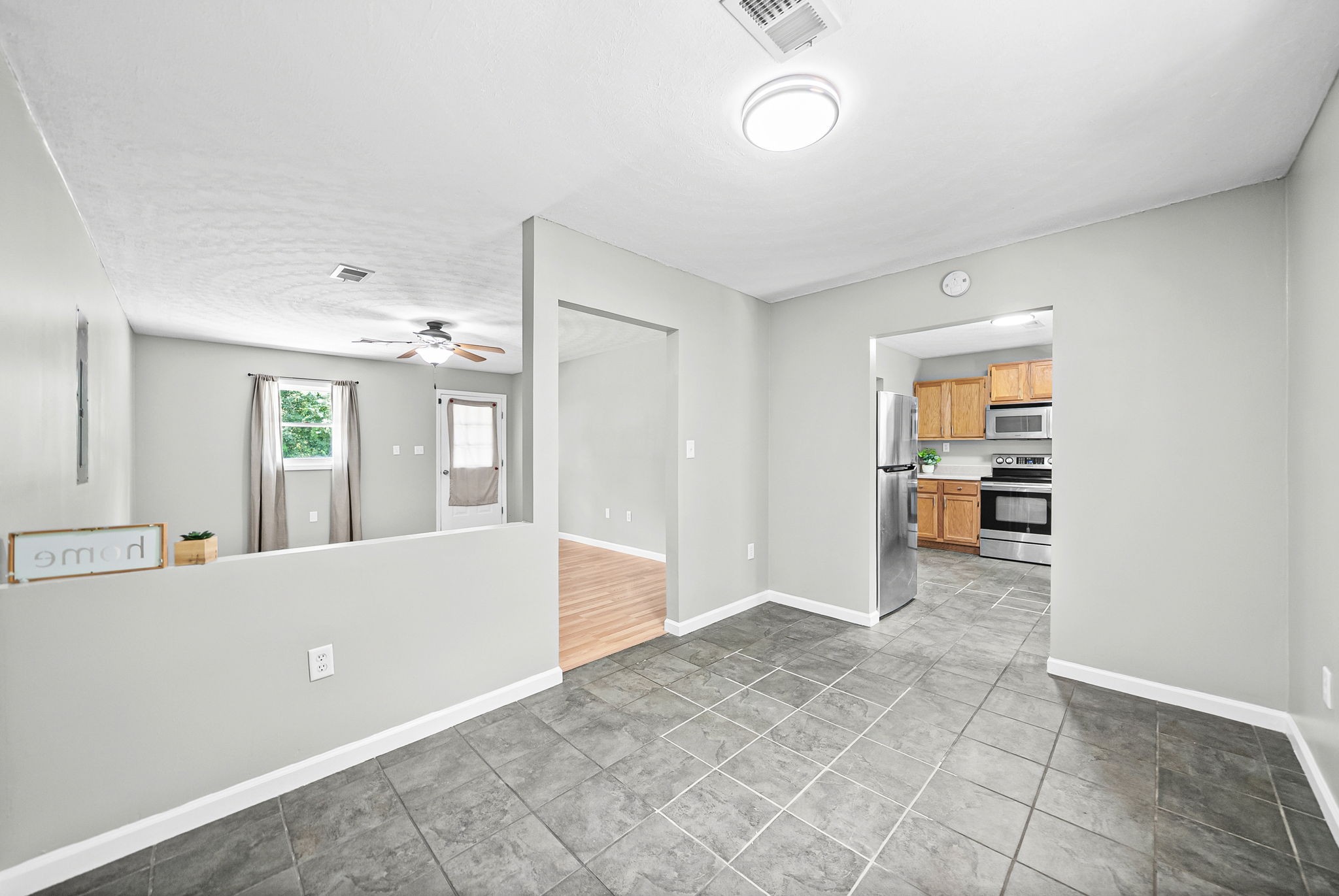 123 Morgan Loop Property Photo 6