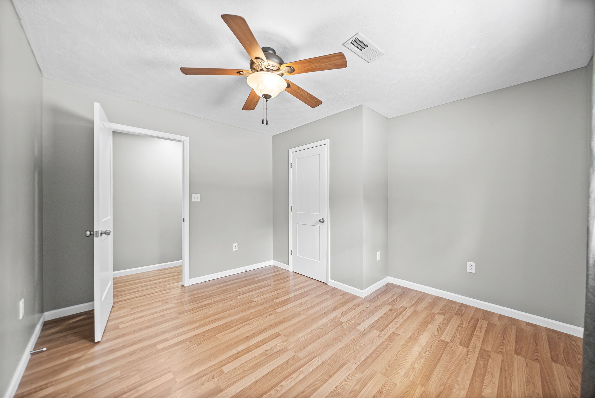 123 Morgan Loop Property Photo 13