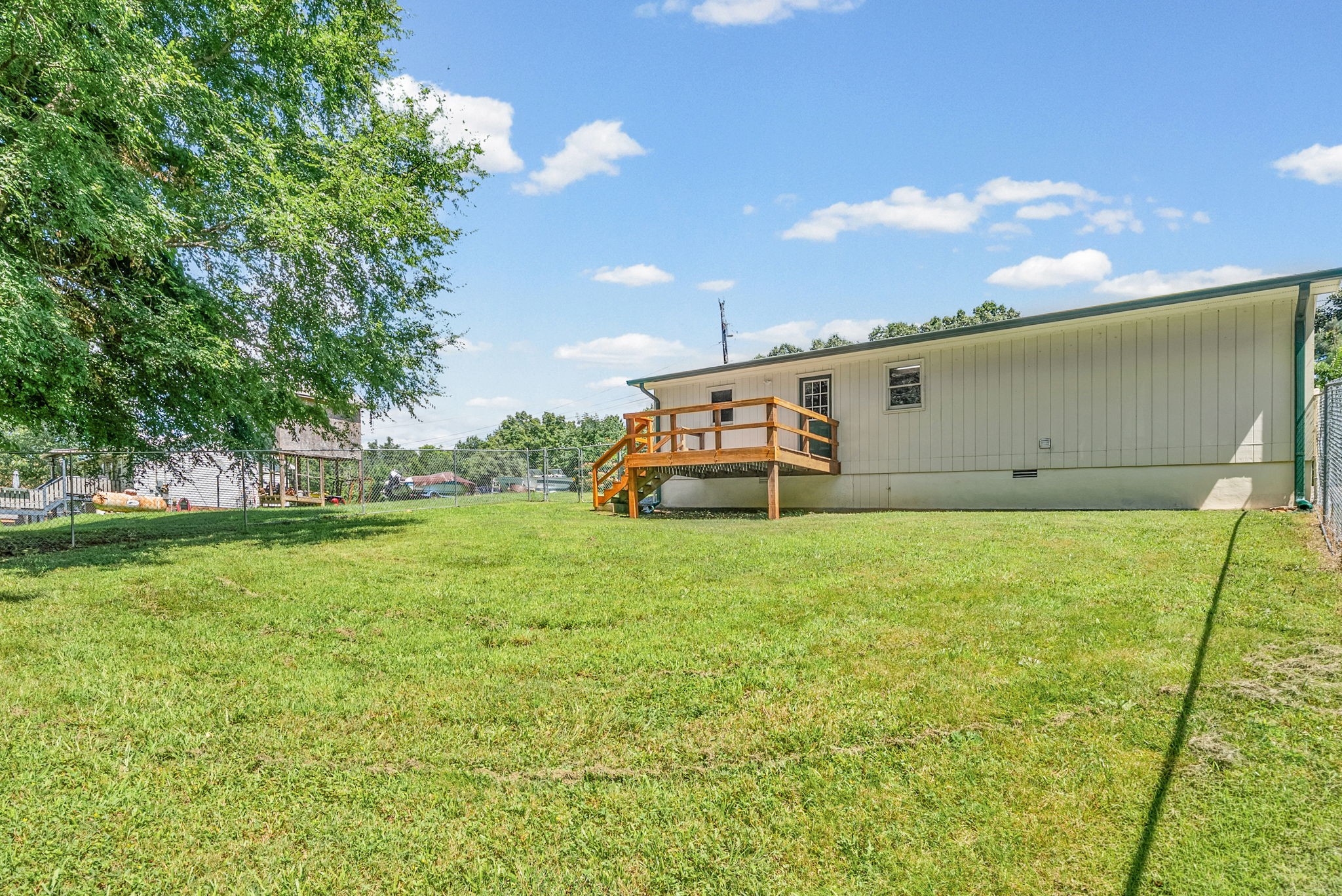 123 Morgan Loop Property Photo 22