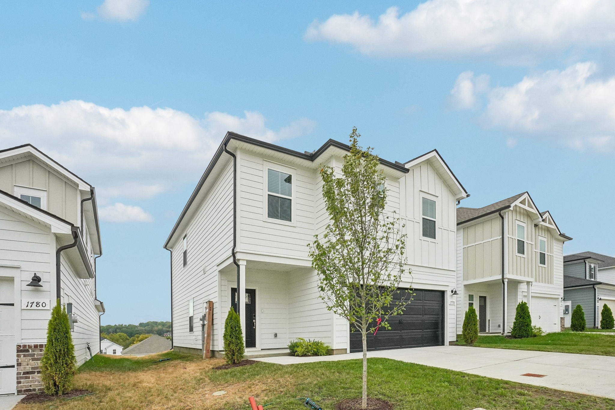 1778 Flora Grv Property Photo 4