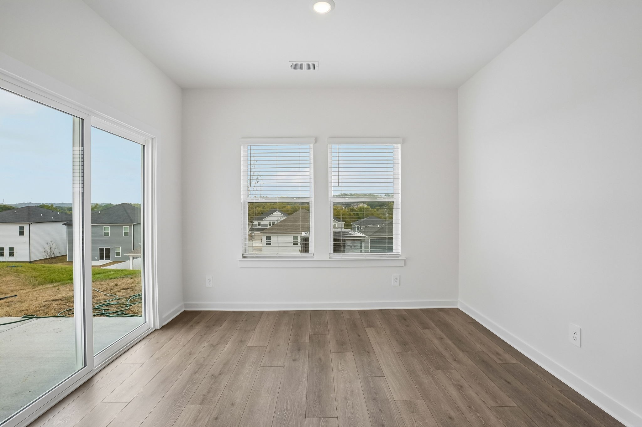 1778 Flora Grv Property Photo 7
