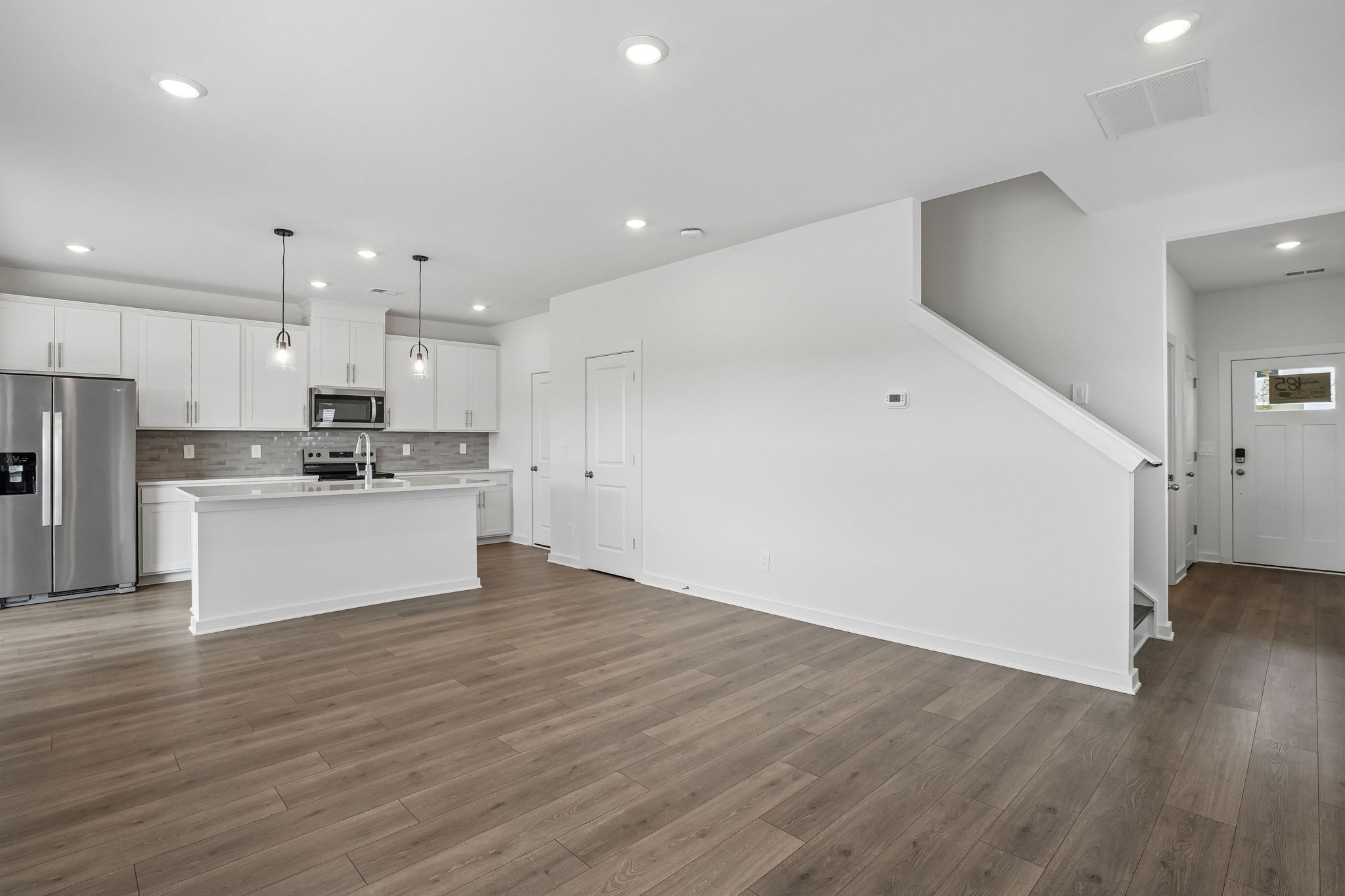 1778 Flora Grv Property Photo 9