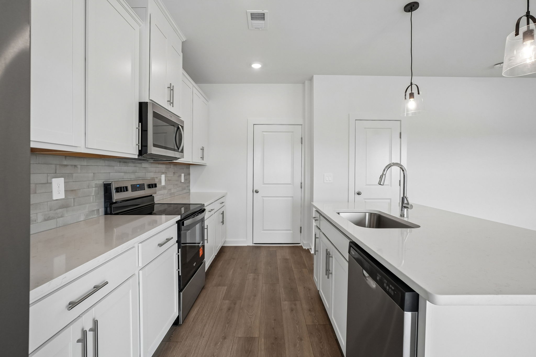 1778 Flora Grv Property Photo 13