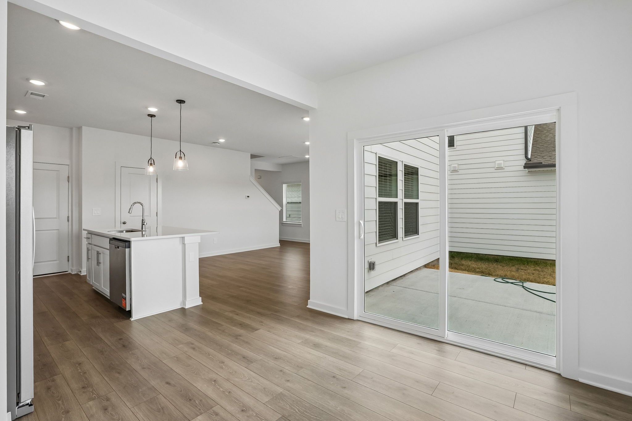 1778 Flora Grv Property Photo 14