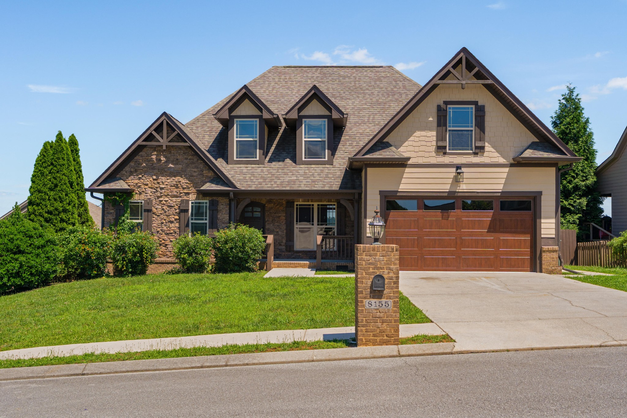 8155 Burgundy Circle Property Photo 8