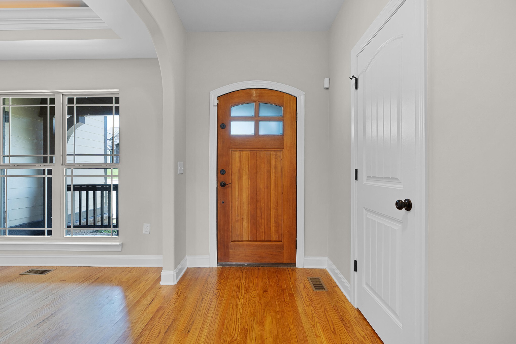 8155 Burgundy Circle Property Photo 10