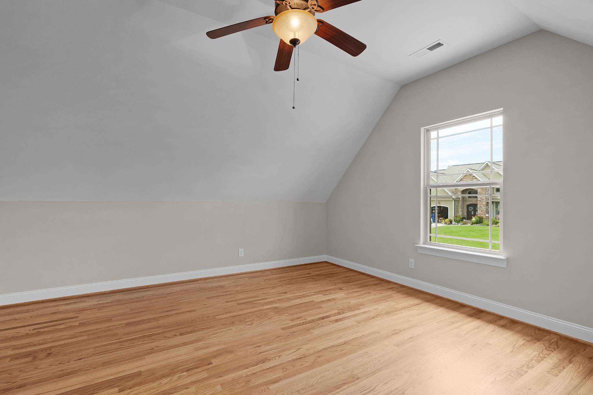 8155 Burgundy Circle Property Photo 36