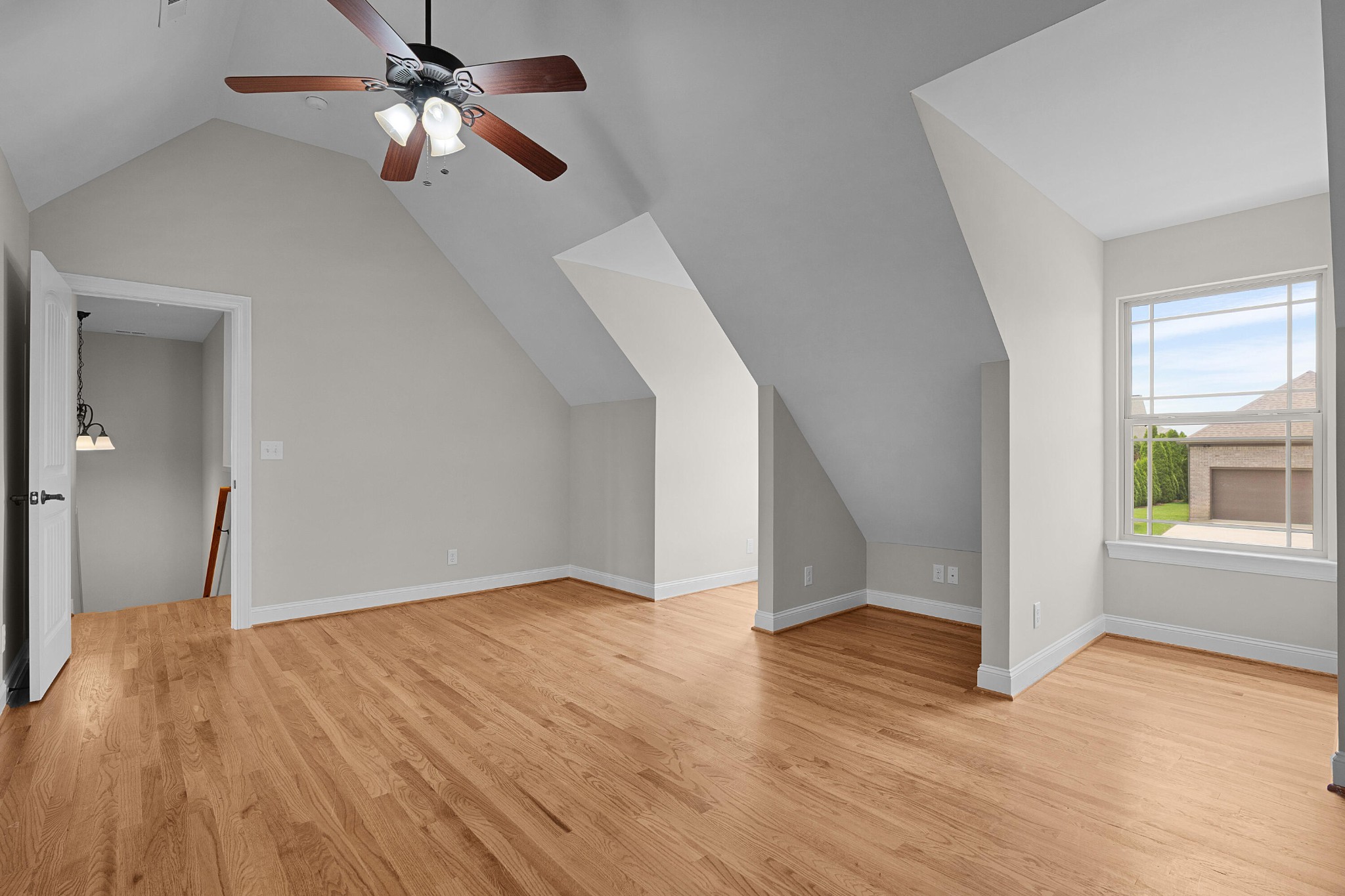 8155 Burgundy Circle Property Photo 39