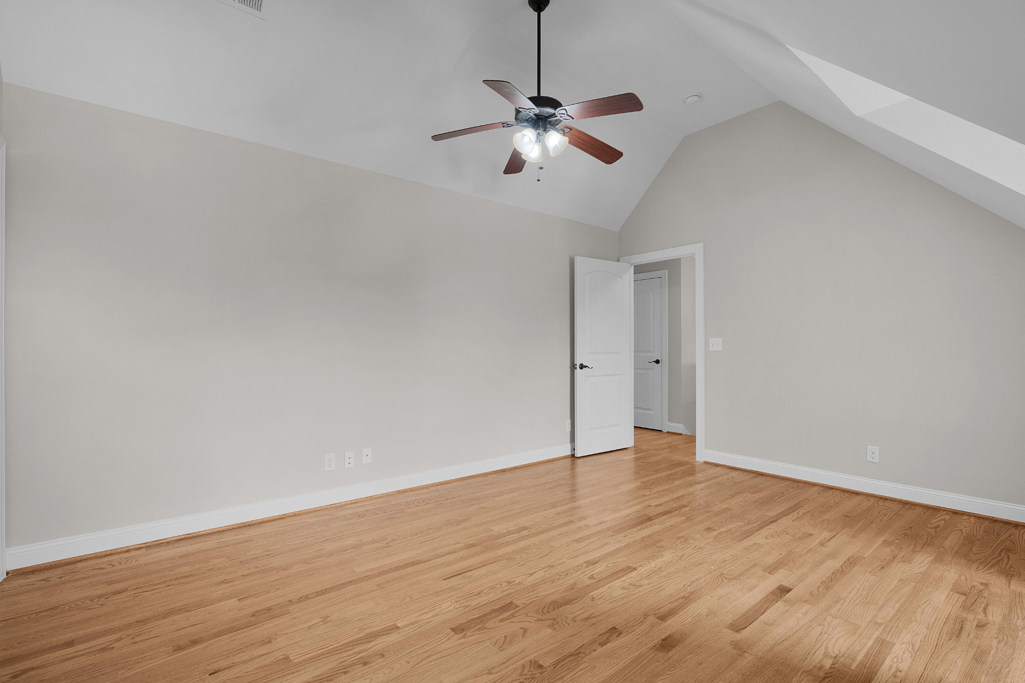 8155 Burgundy Circle Property Photo 40