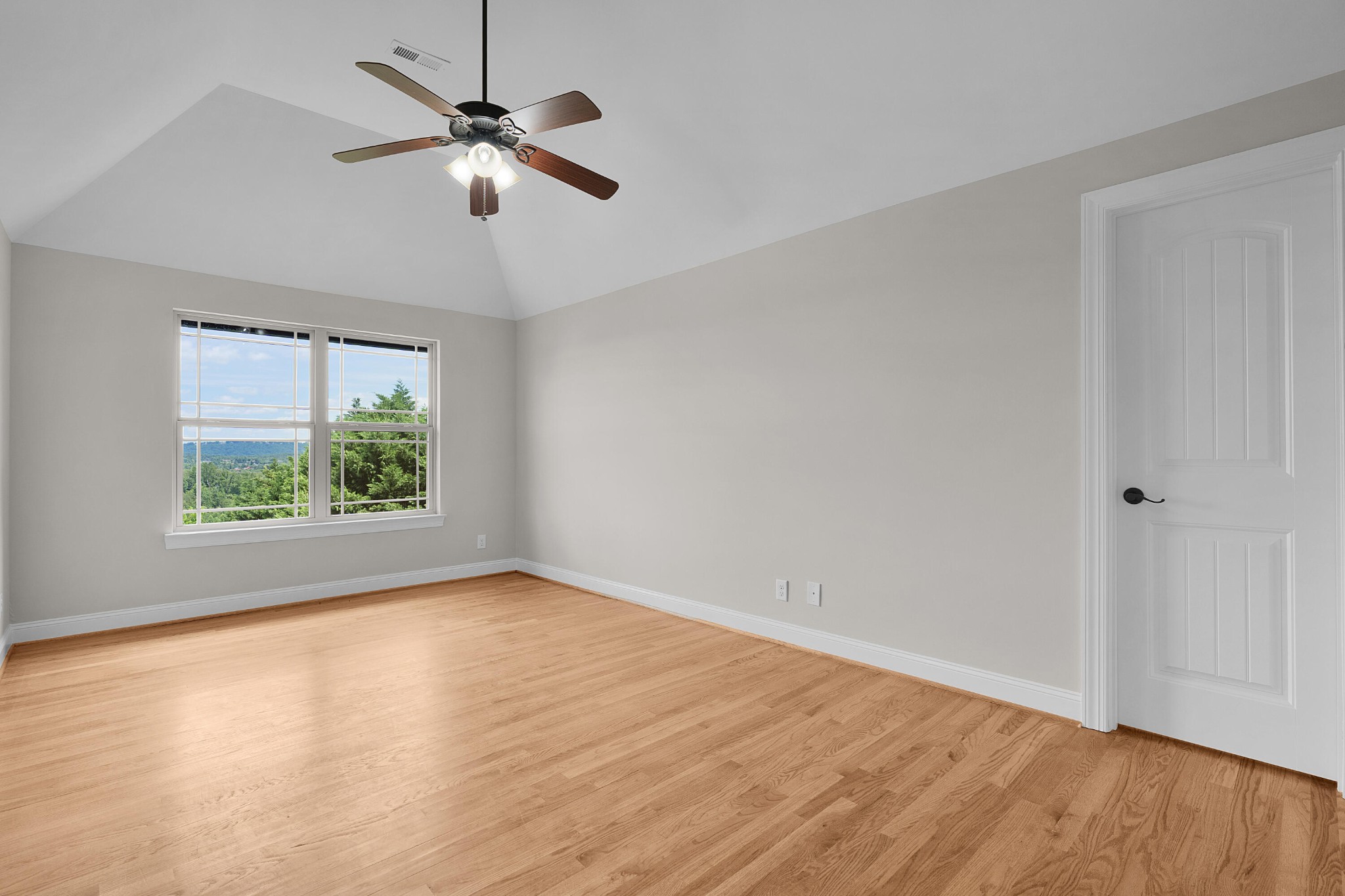 8155 Burgundy Circle Property Photo 43