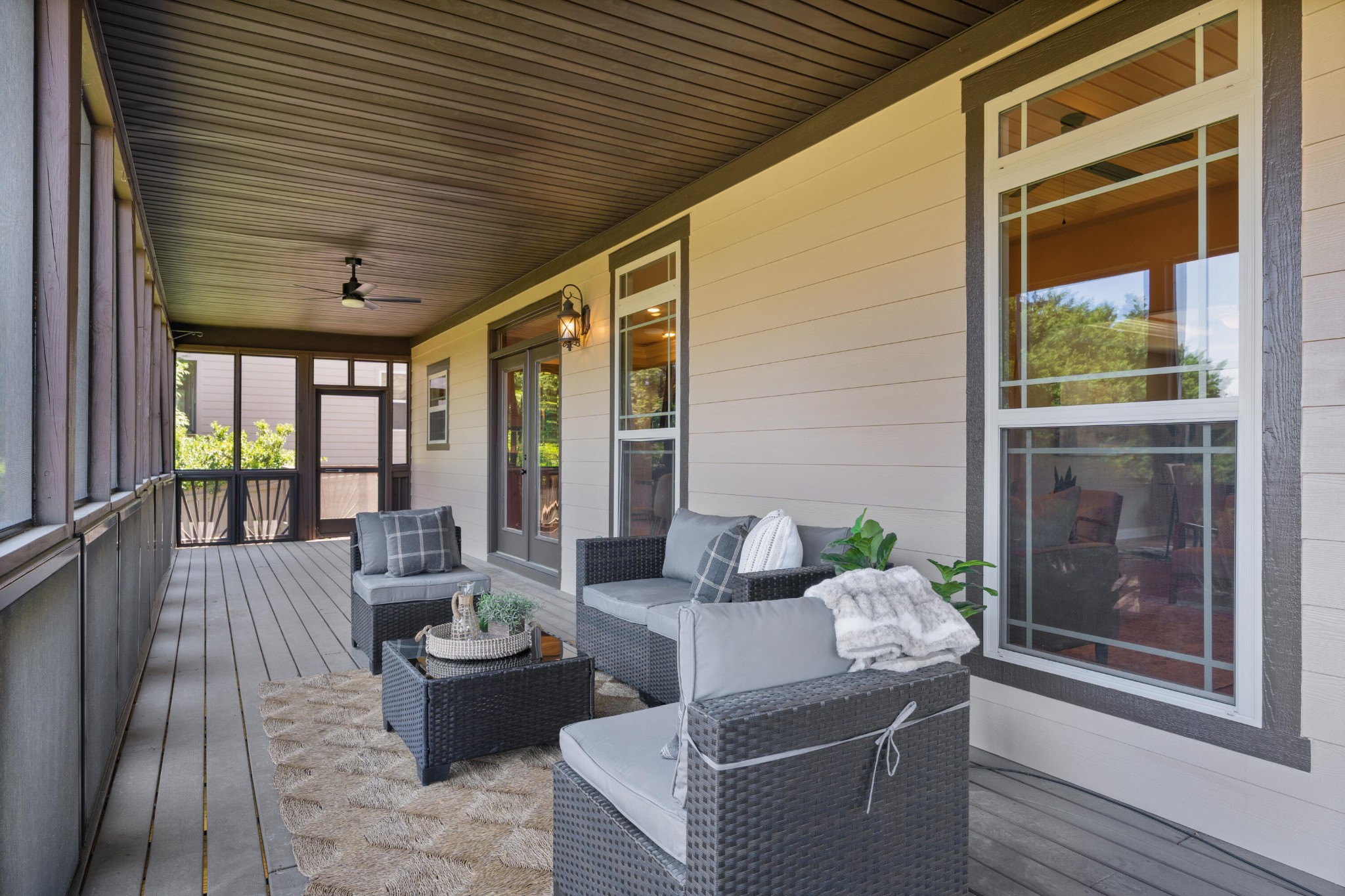 8155 Burgundy Circle Property Photo 47