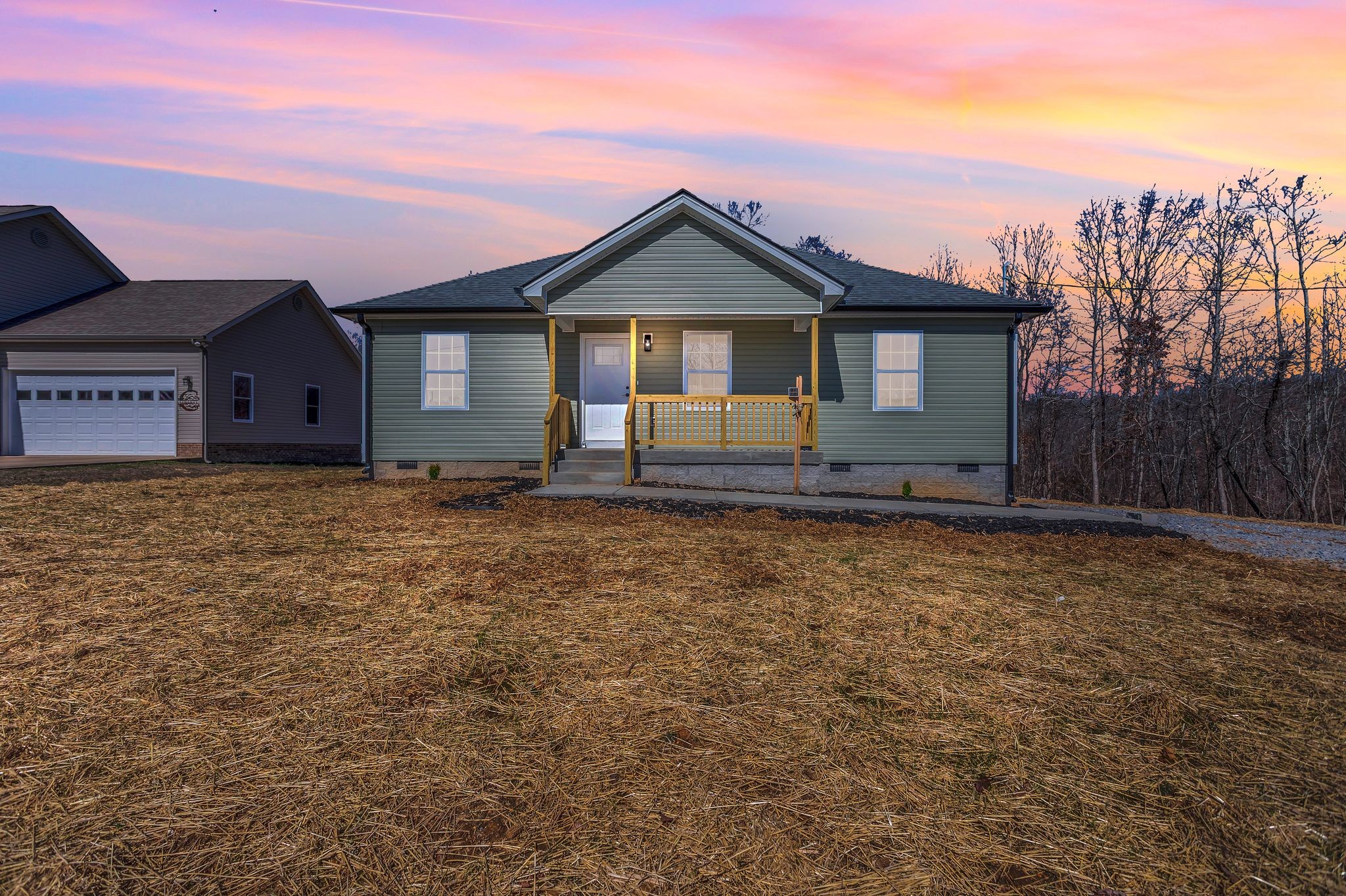 153 Poling Dr Property Photo 1