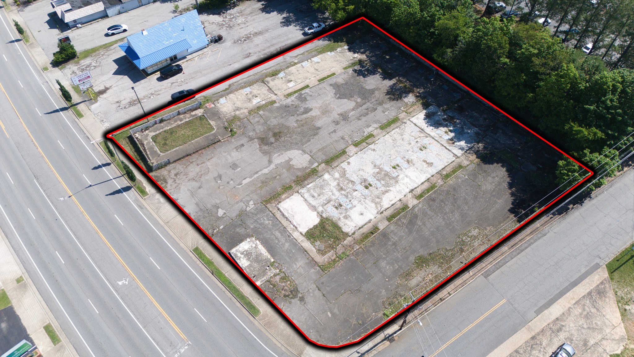 1508 Memorial Blvd Property Photo 1