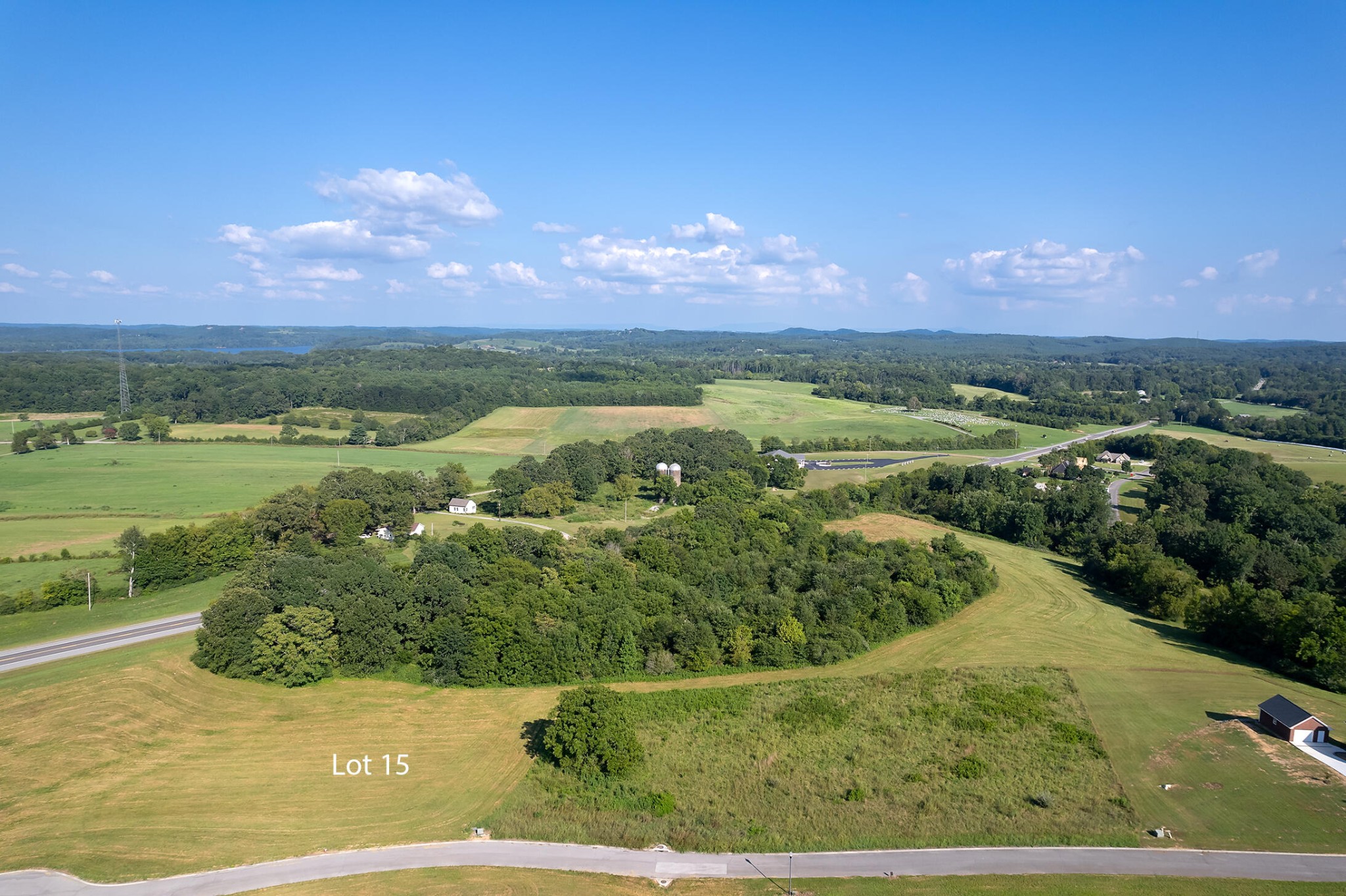 15 Watauga Lane Property Photo 1