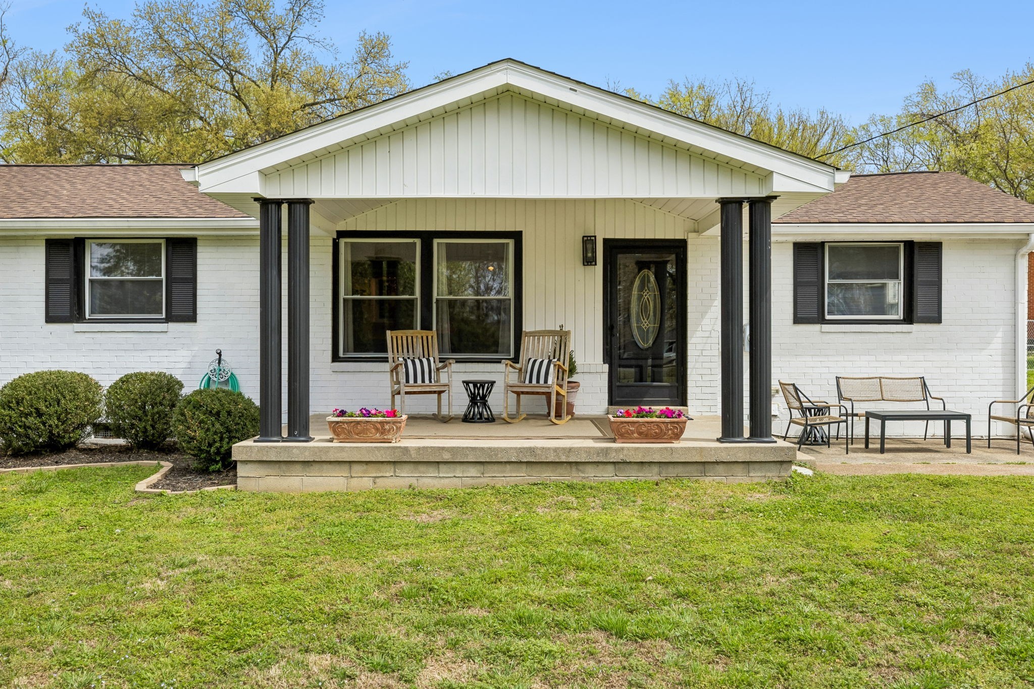 2300 Kimberly Dr Property Photo 1