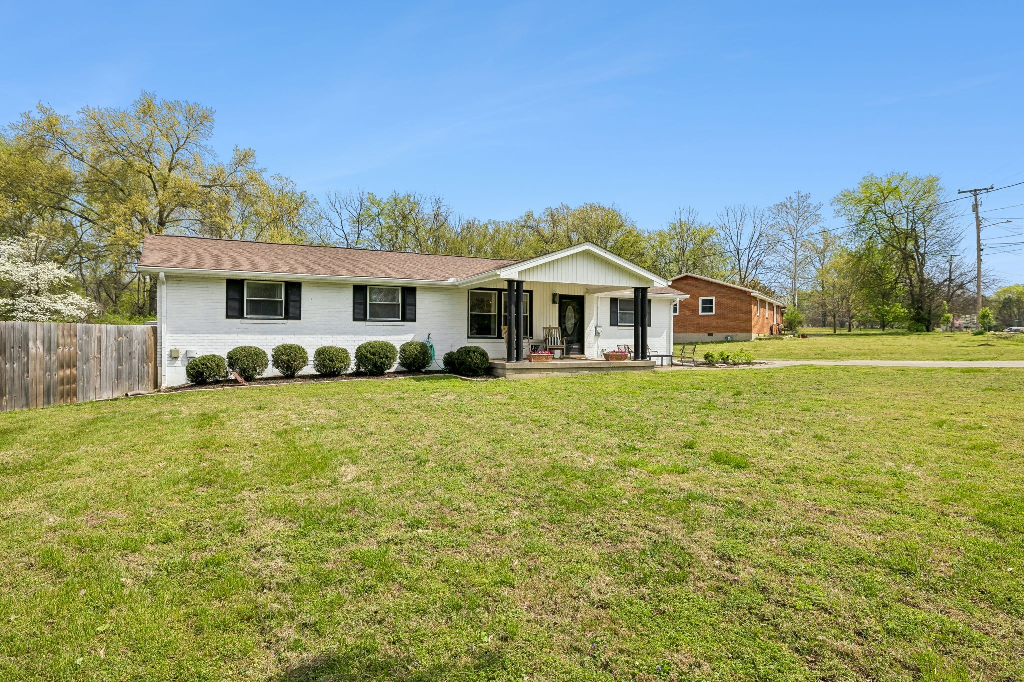 2300 Kimberly Dr Property Photo 4
