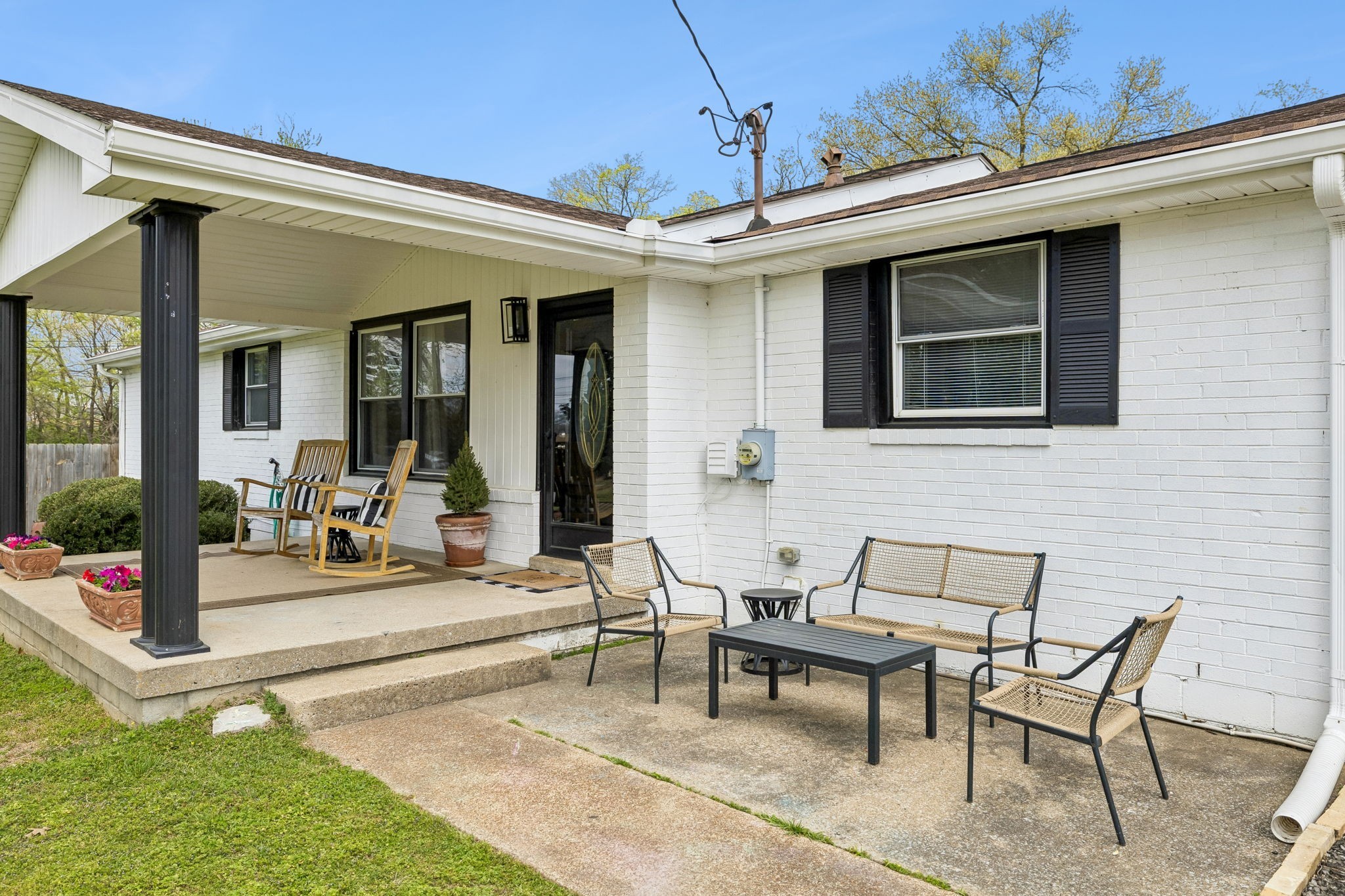 2300 Kimberly Dr Property Photo 6