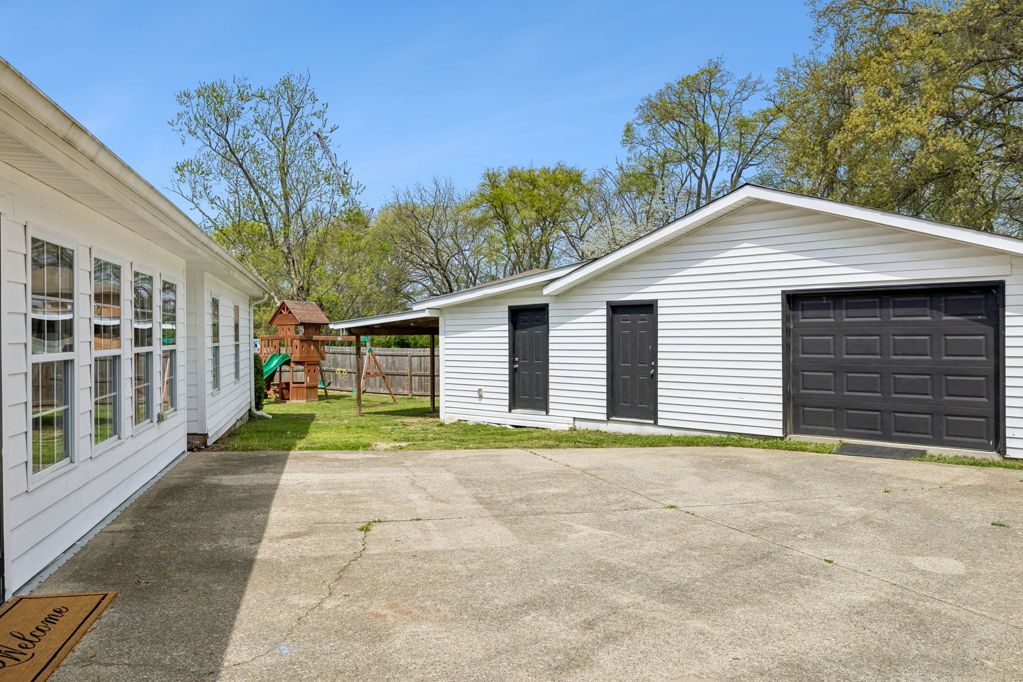 2300 Kimberly Dr Property Photo 38