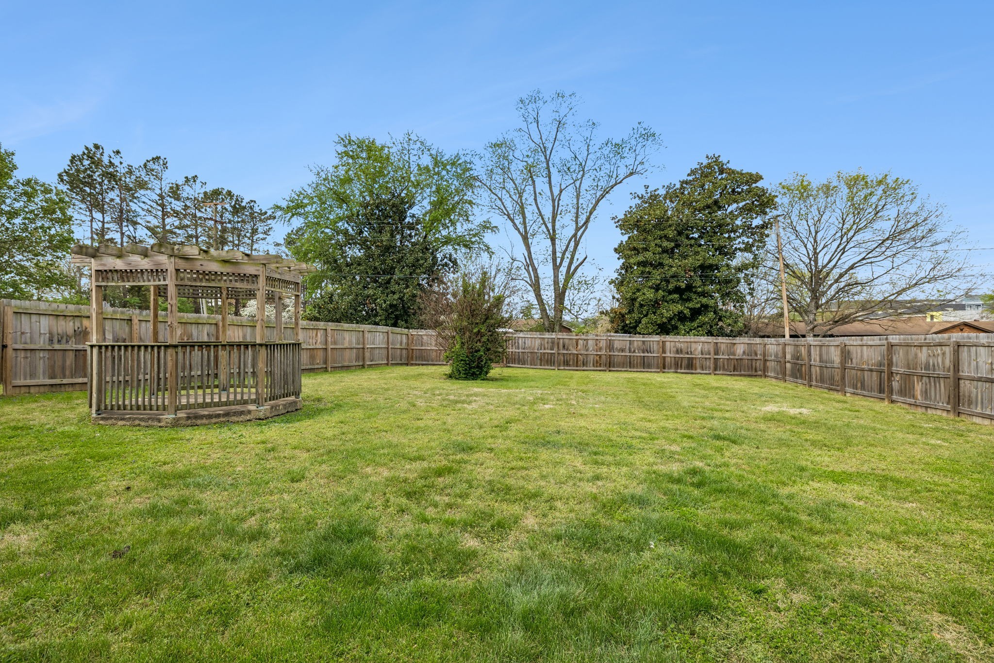 2300 Kimberly Dr Property Photo 42