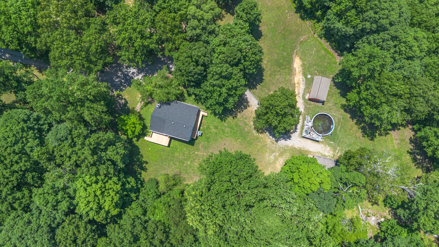 127 Shade Tree Ct Property Photo 23