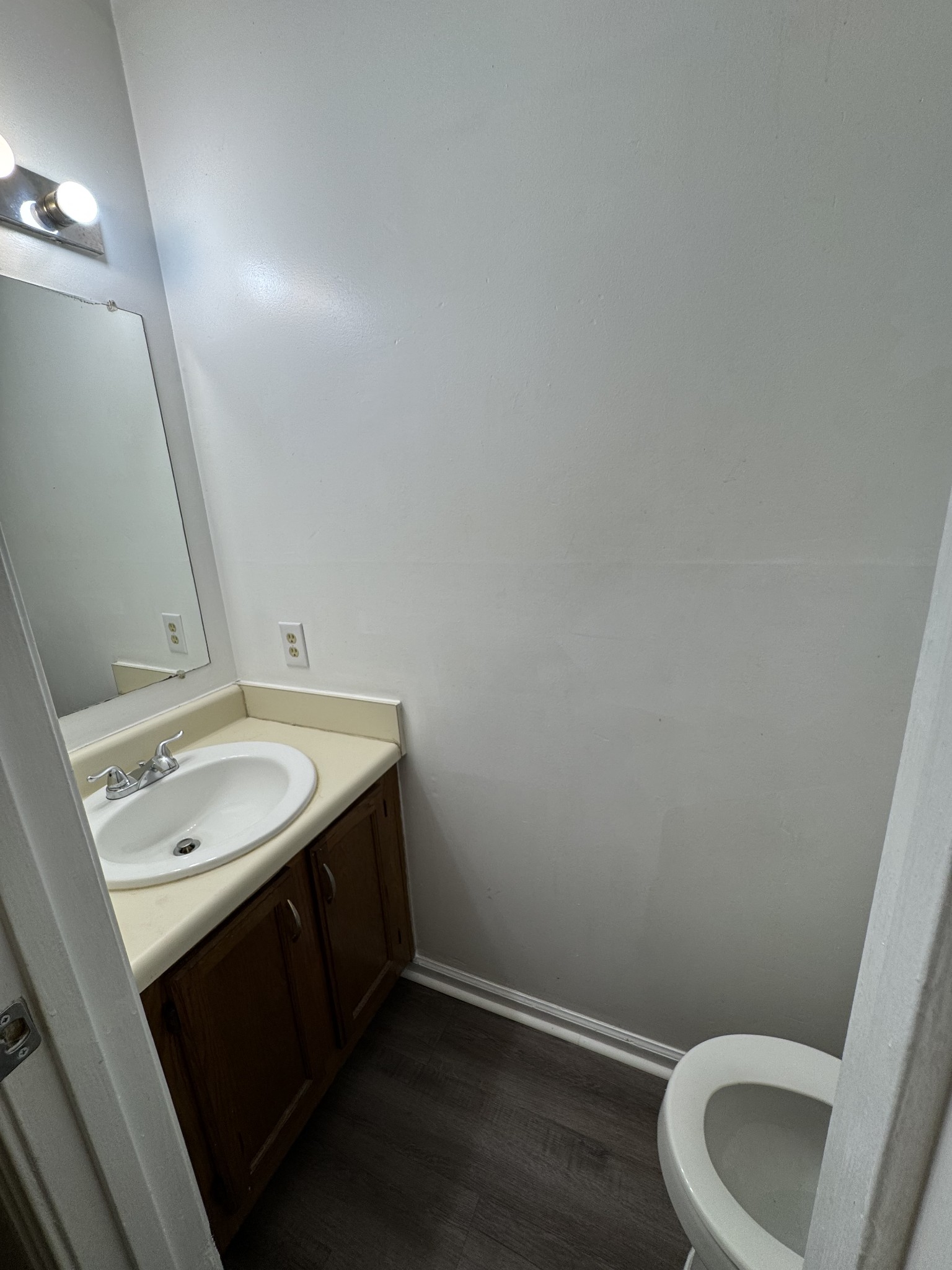807 Holder Ct Property Photo 11