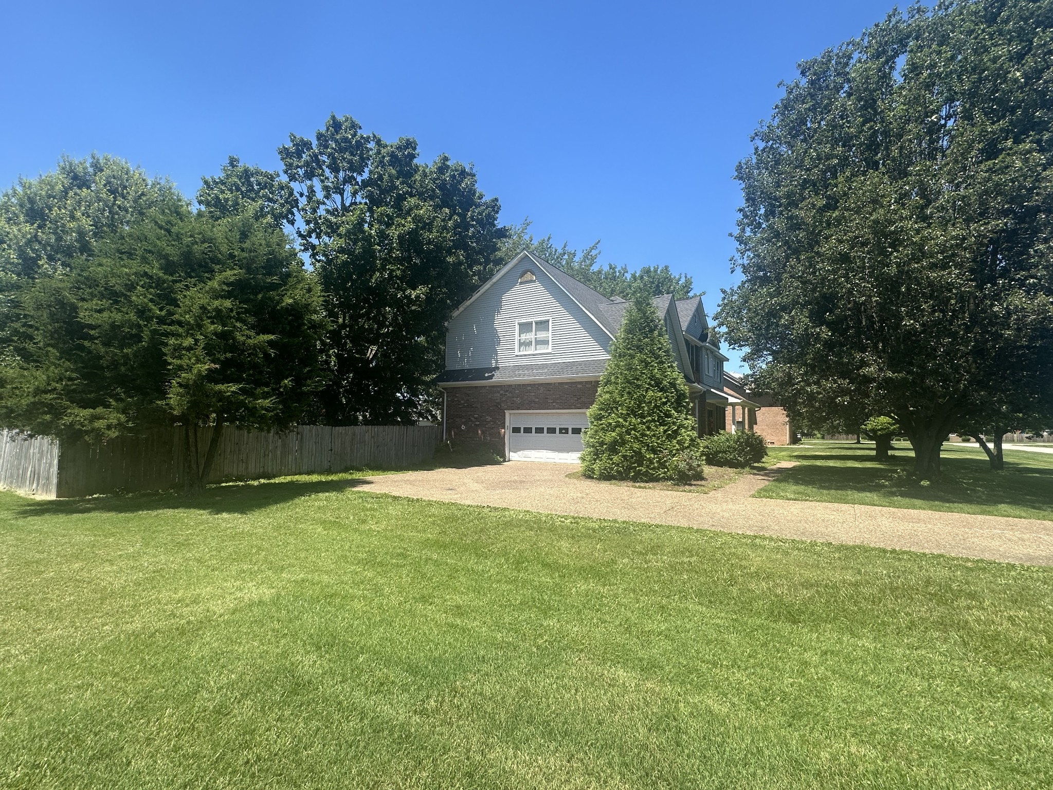 202 Quincy Dr Property Photo 8