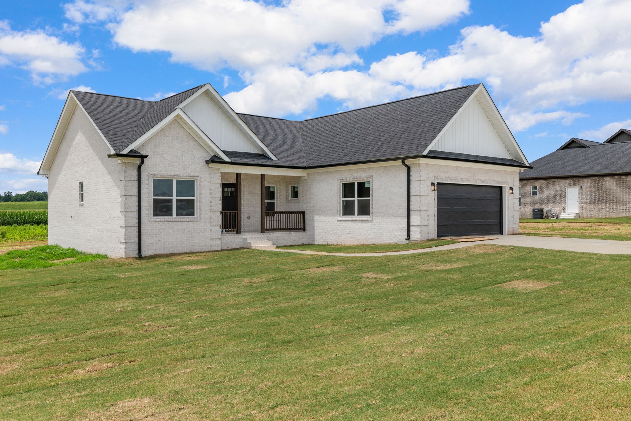 1380 Lanning Rd Property Photo 3