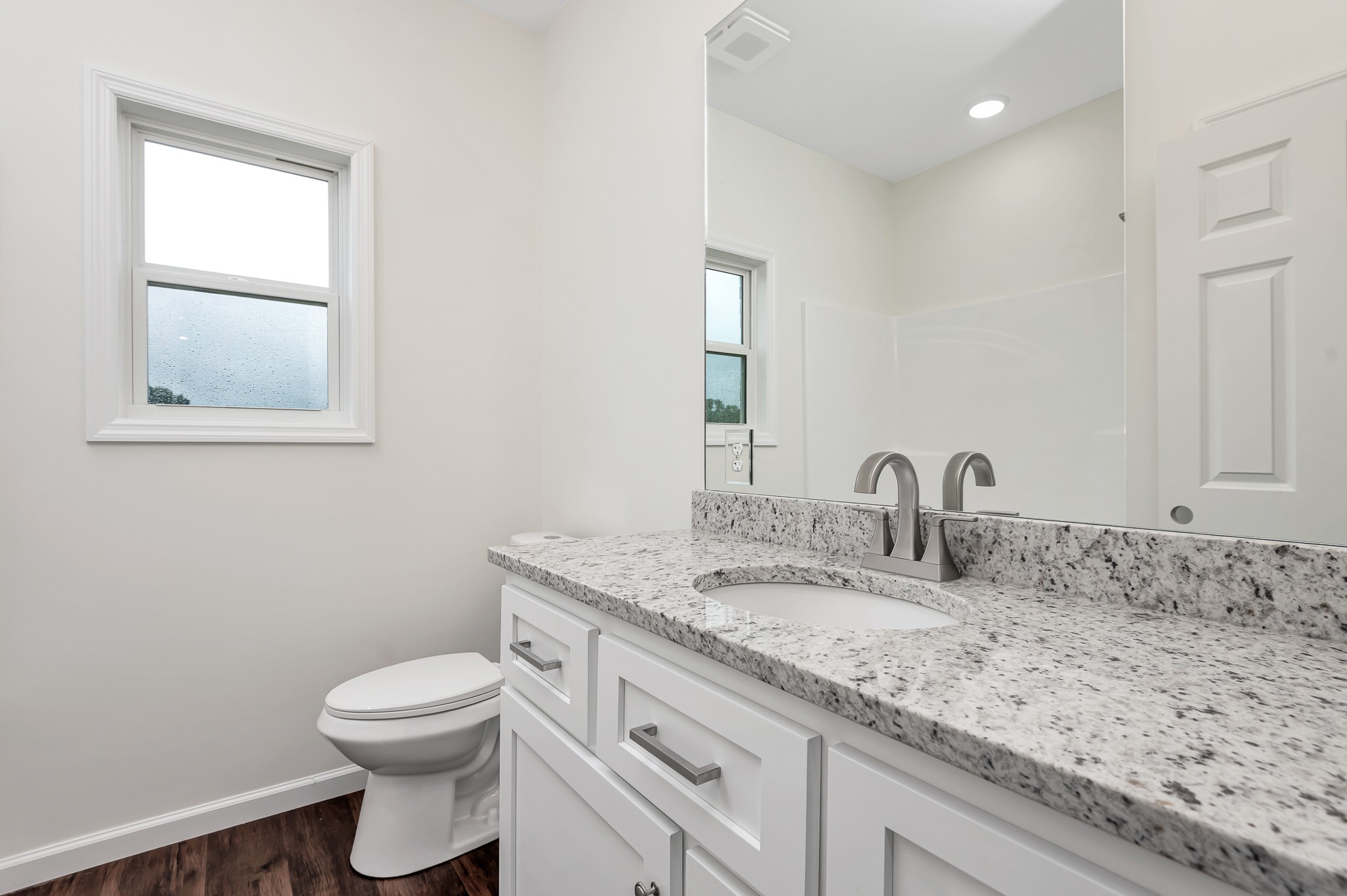 1380 Lanning Rd Property Photo 16