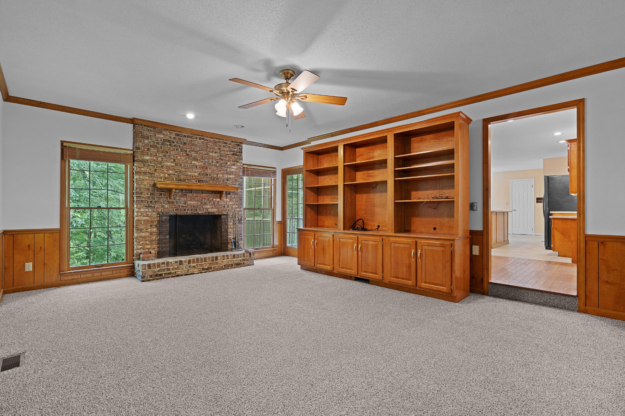 709 Rocky Shadows Drive Property Photo 15