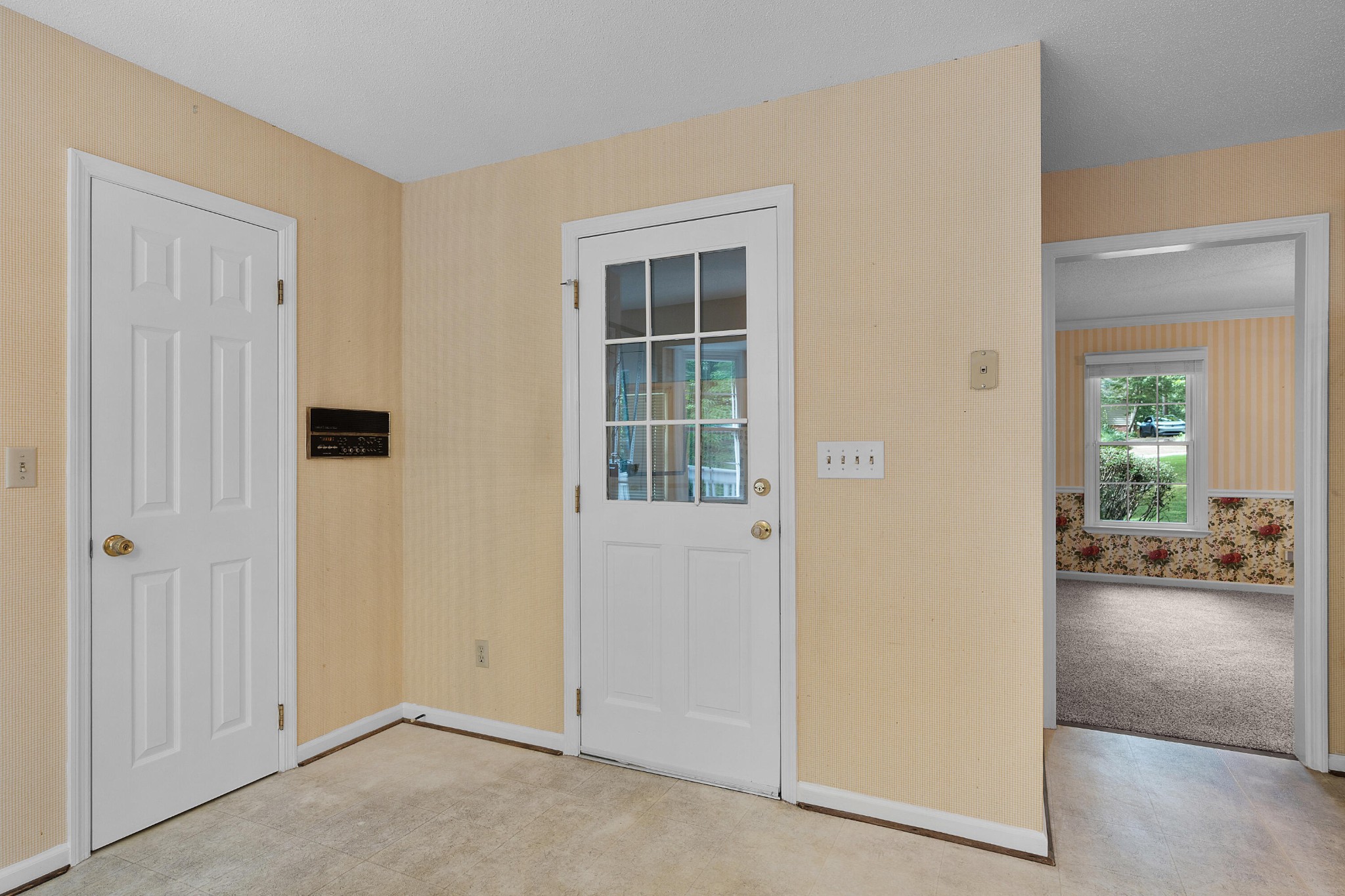 709 Rocky Shadows Drive Property Photo 25