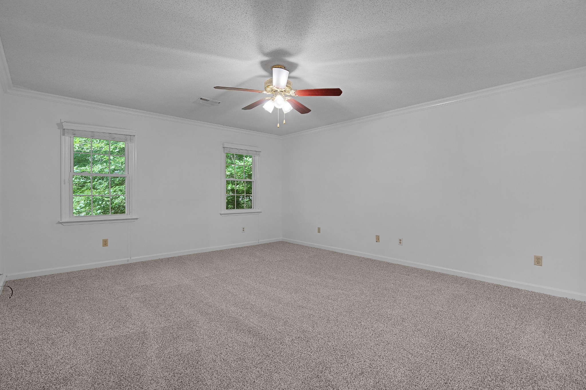 709 Rocky Shadows Drive Property Photo 28