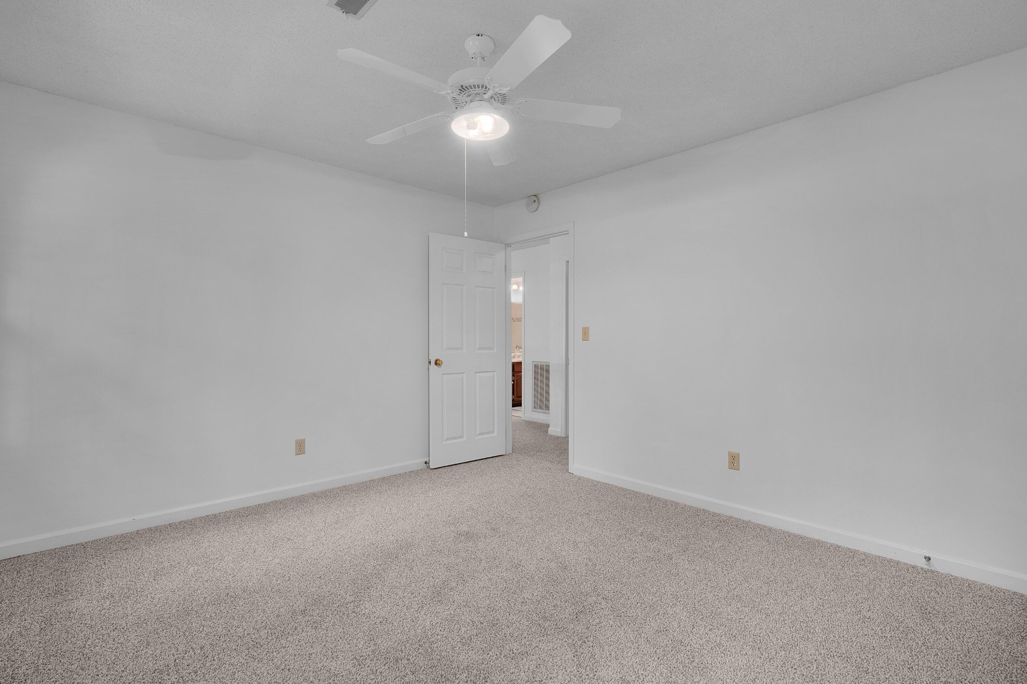 709 Rocky Shadows Drive Property Photo 37
