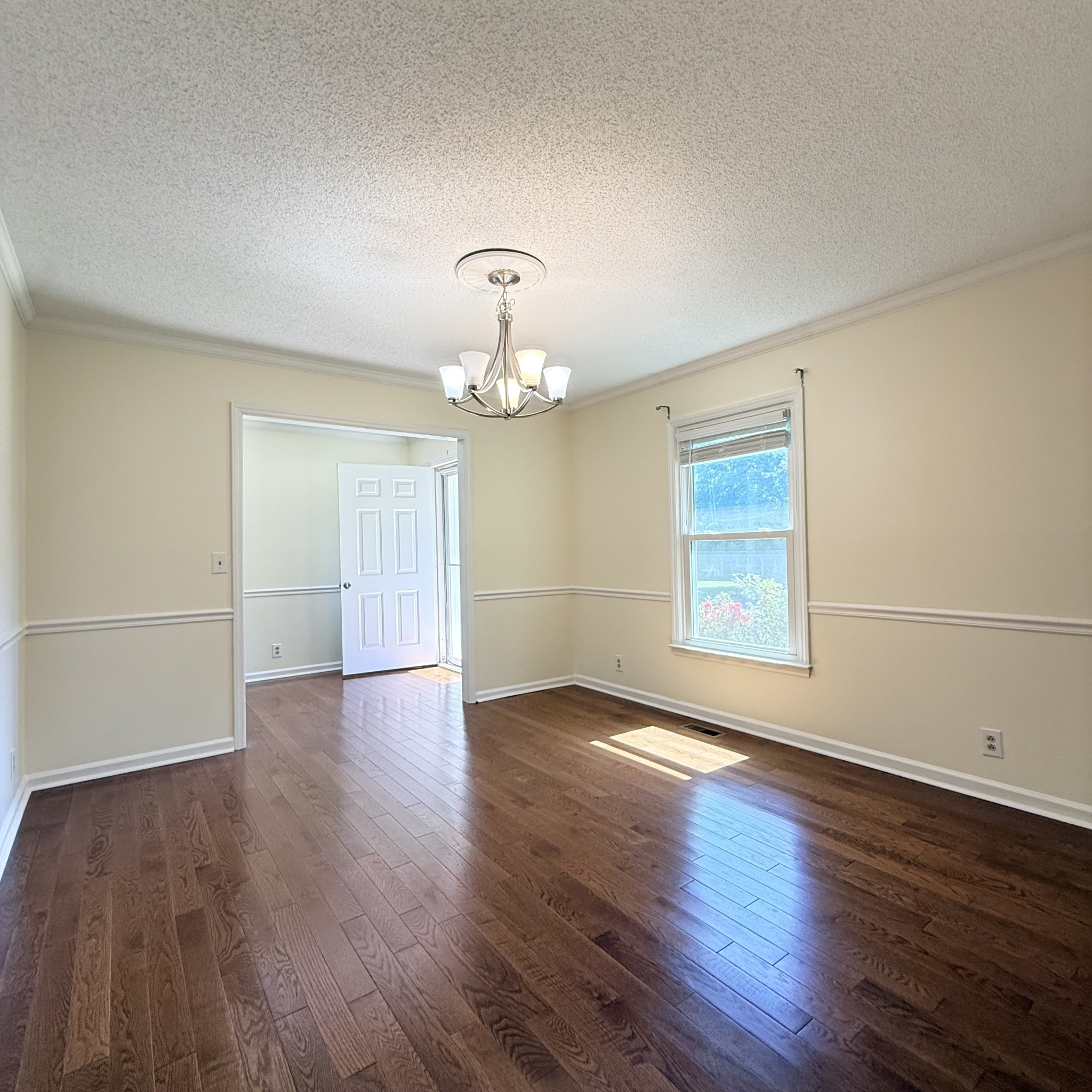 2318 Riverstone Dr Property Photo 5