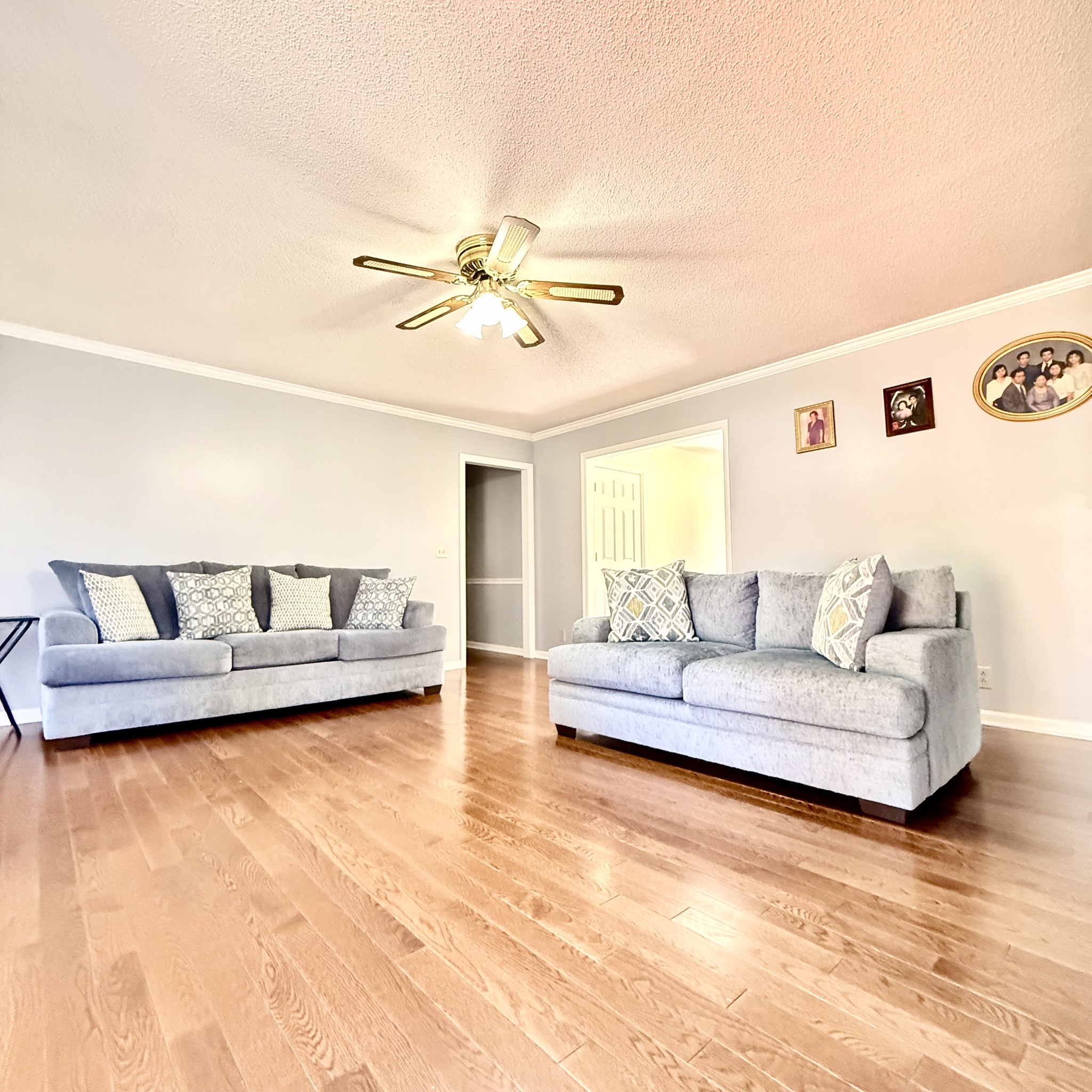 2318 Riverstone Dr Property Photo 6