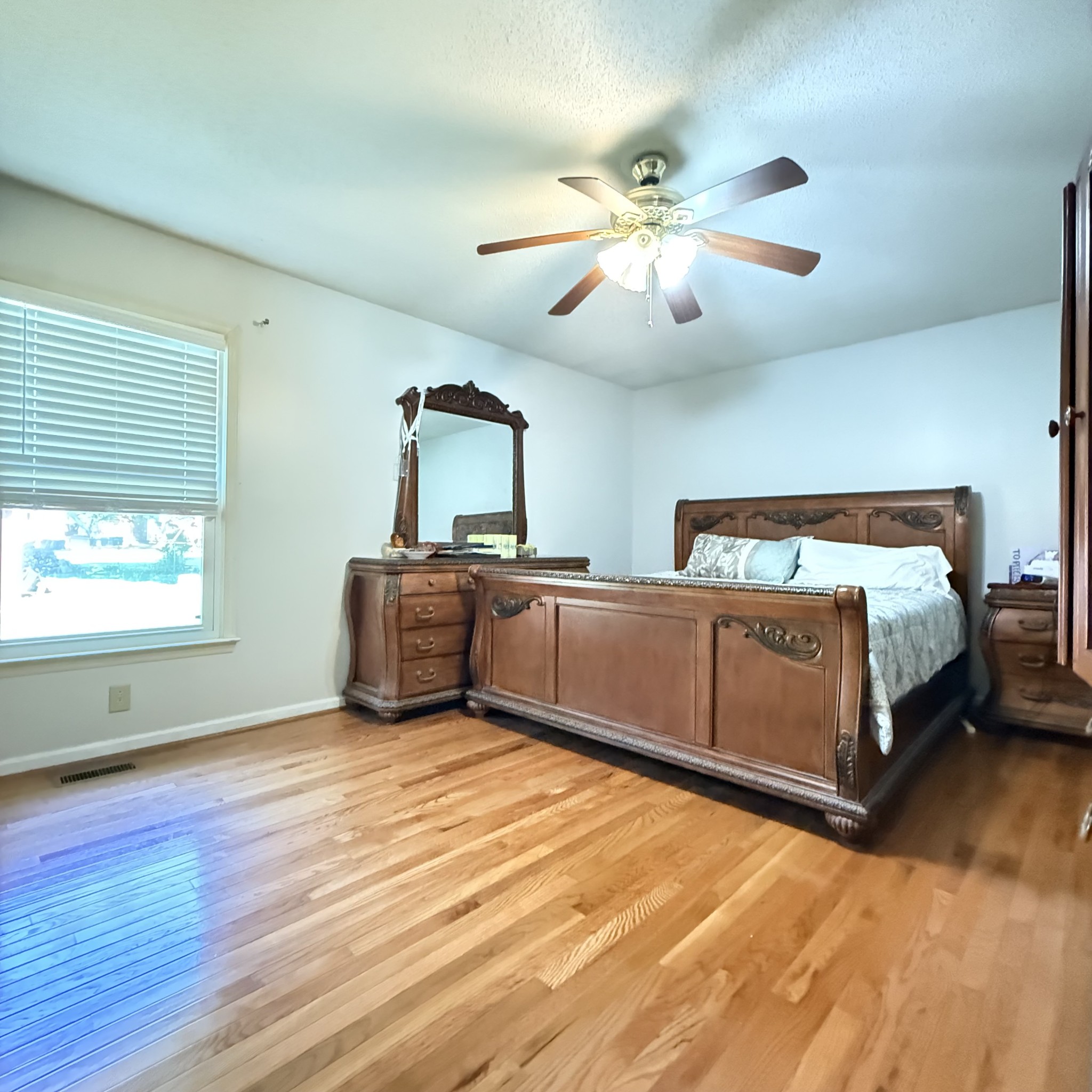 2318 Riverstone Dr Property Photo 9