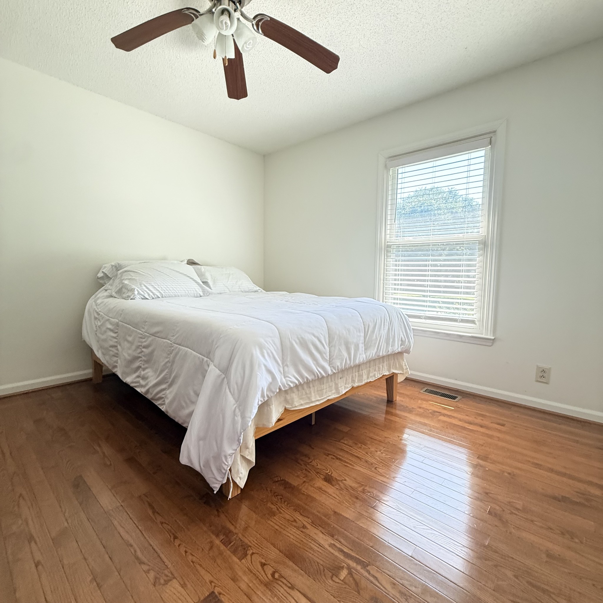 2318 Riverstone Dr Property Photo 10