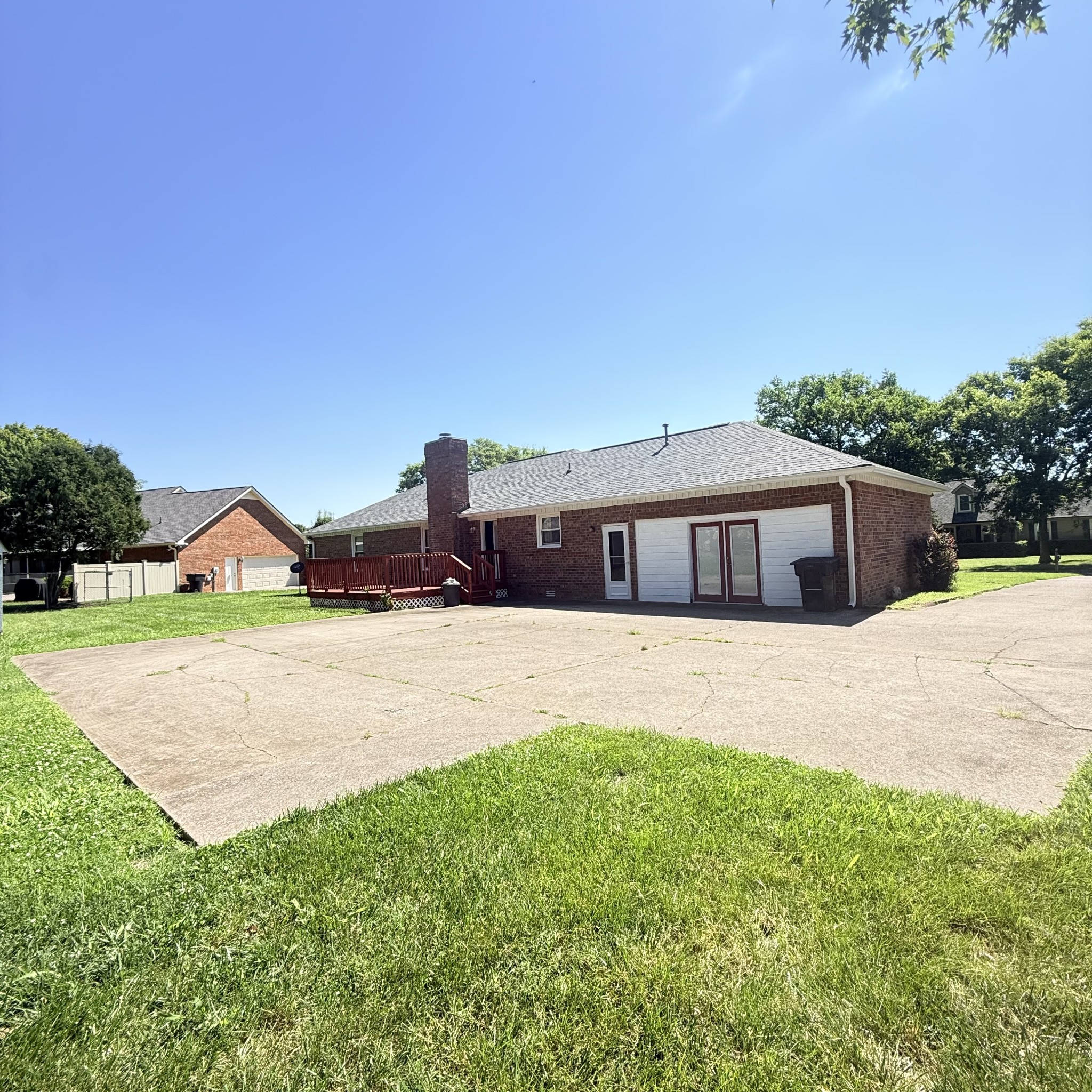 2318 Riverstone Dr Property Photo 12