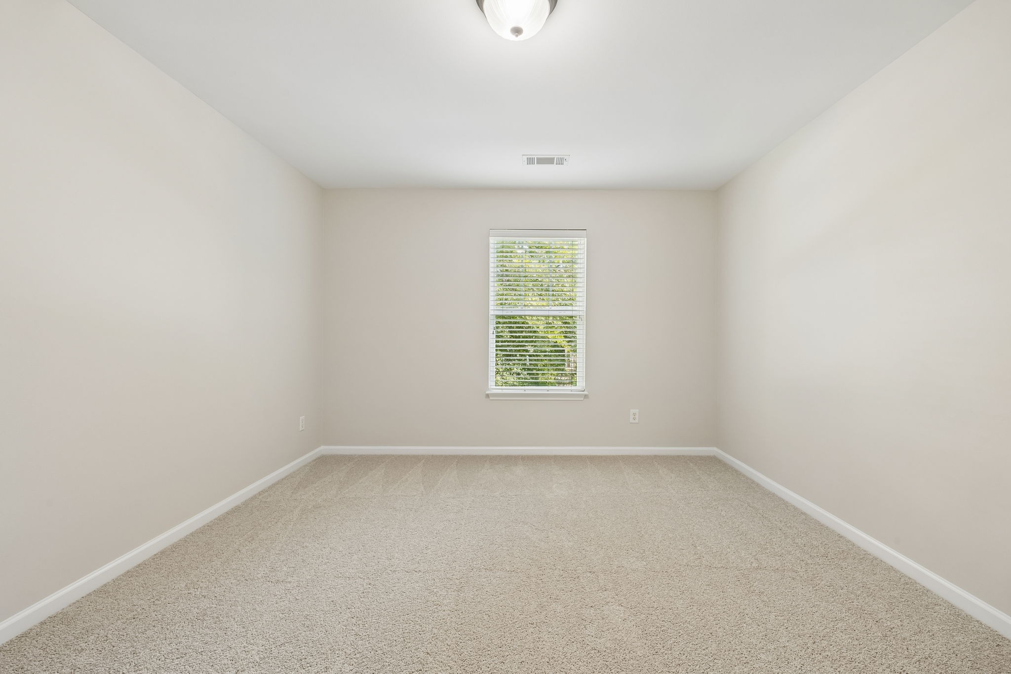1120 Hudson Ln Property Photo 30